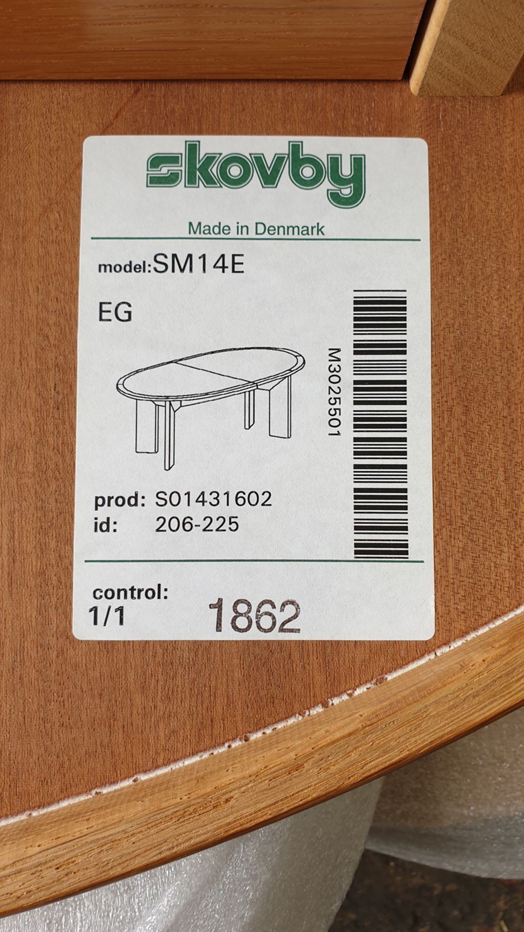 skovby Solid Wood Extendable Dining Table & Chairs. - Image 13 of 14