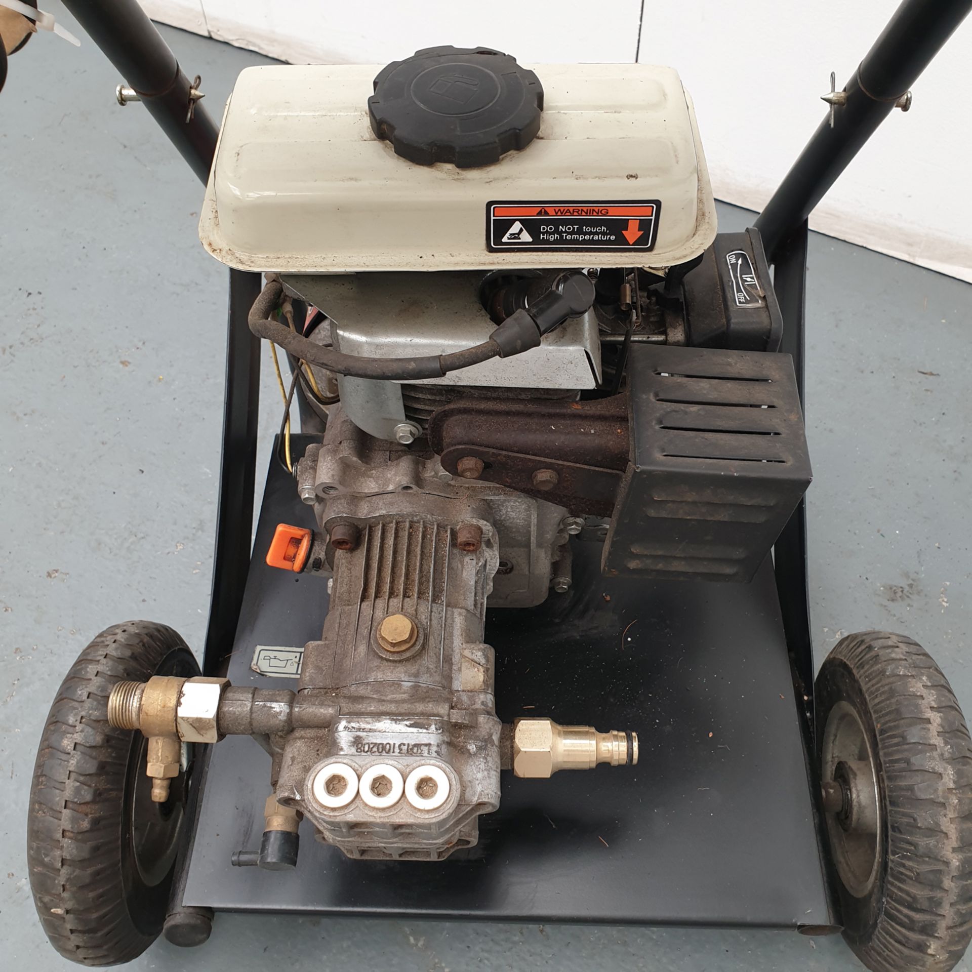 Clarke Power Wash. 200 BAR 2940 PSI. Honda GX 120 Motor. - Image 7 of 8