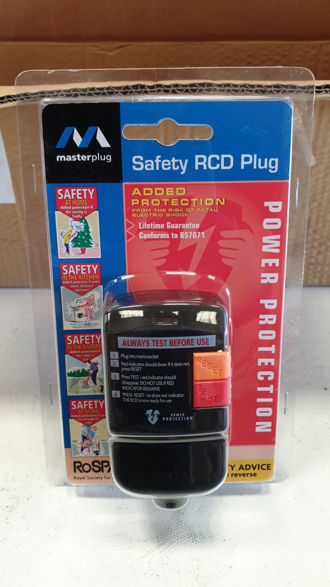 9 x Masterplug Safety RCD Plugs. - Image 2 of 3
