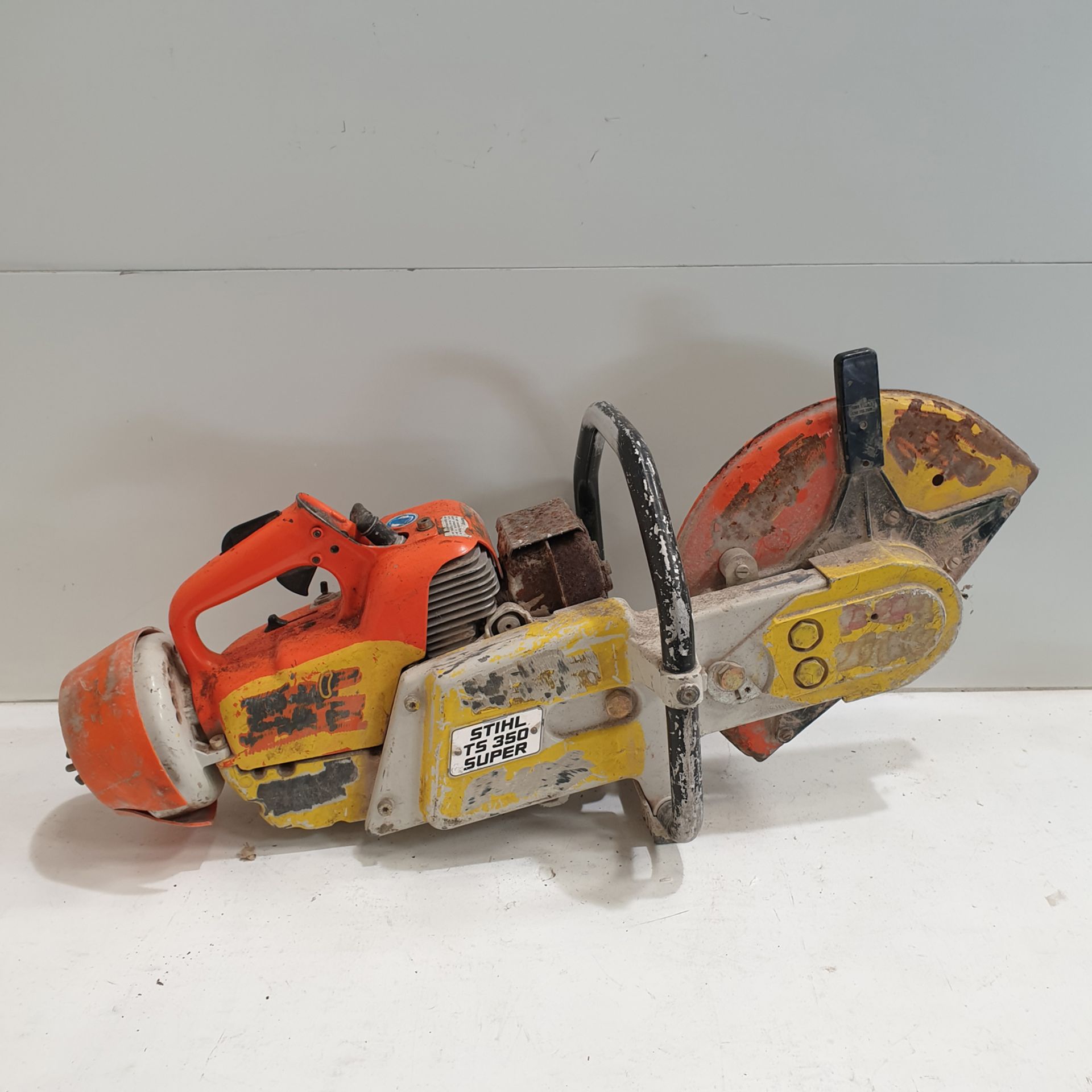 STIHL Saw Type TS 350 SUPER. Please Note This Item is for Spares or Repairs. - Image 3 of 3