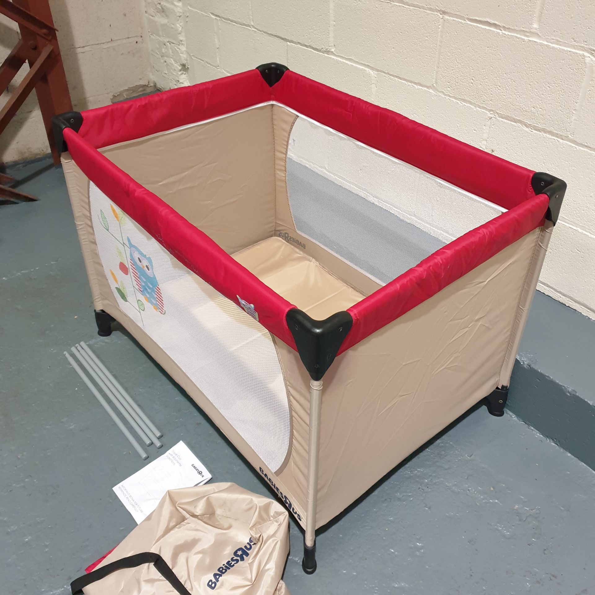 BABIES R Us Travel Cot With Bassinette. Comes With Instructions. - Image 2 of 5