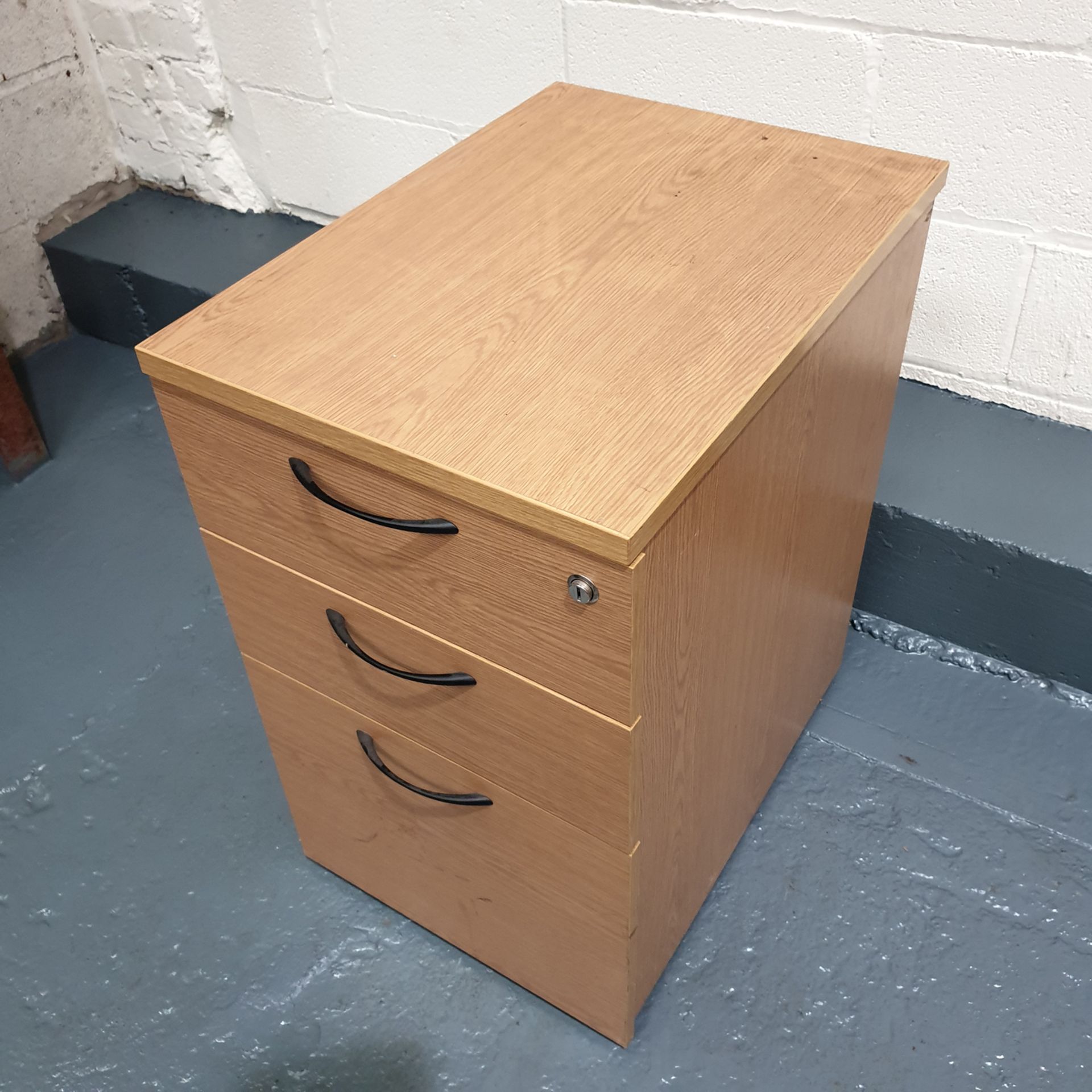 Chest of Drawers. No Key. Approx Dimensions 430mm x 600mm x 720mm High. - Bild 2 aus 4