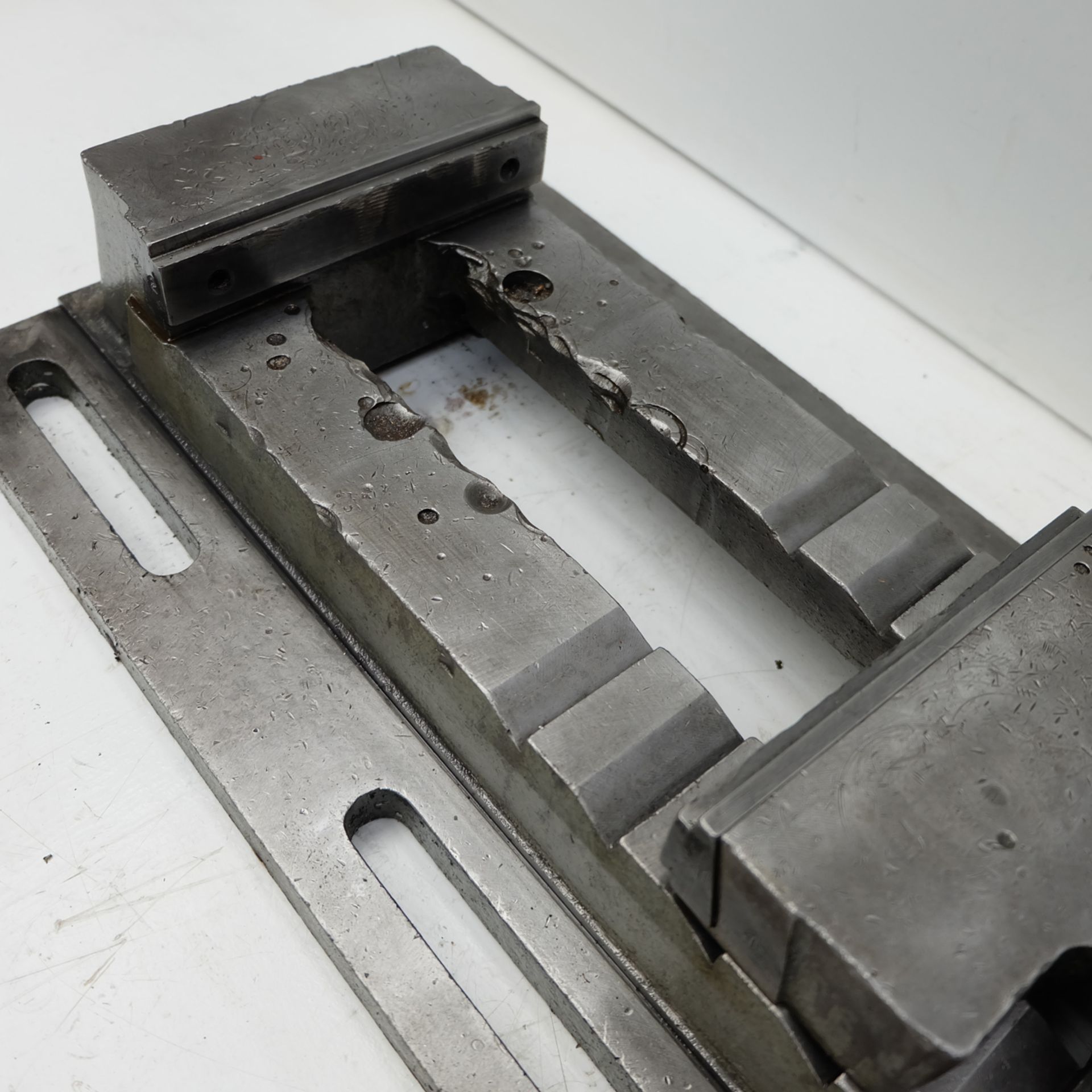 Rack Vice. Jaw Size 6". Max Opening 13". Jaw Height 1 1/2" Approx. - Image 3 of 5