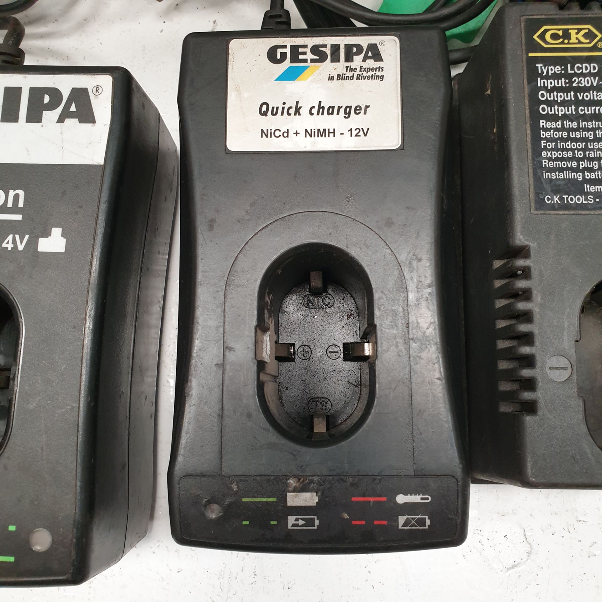 Selection of 5 Battery Chargers. - Image 4 of 5