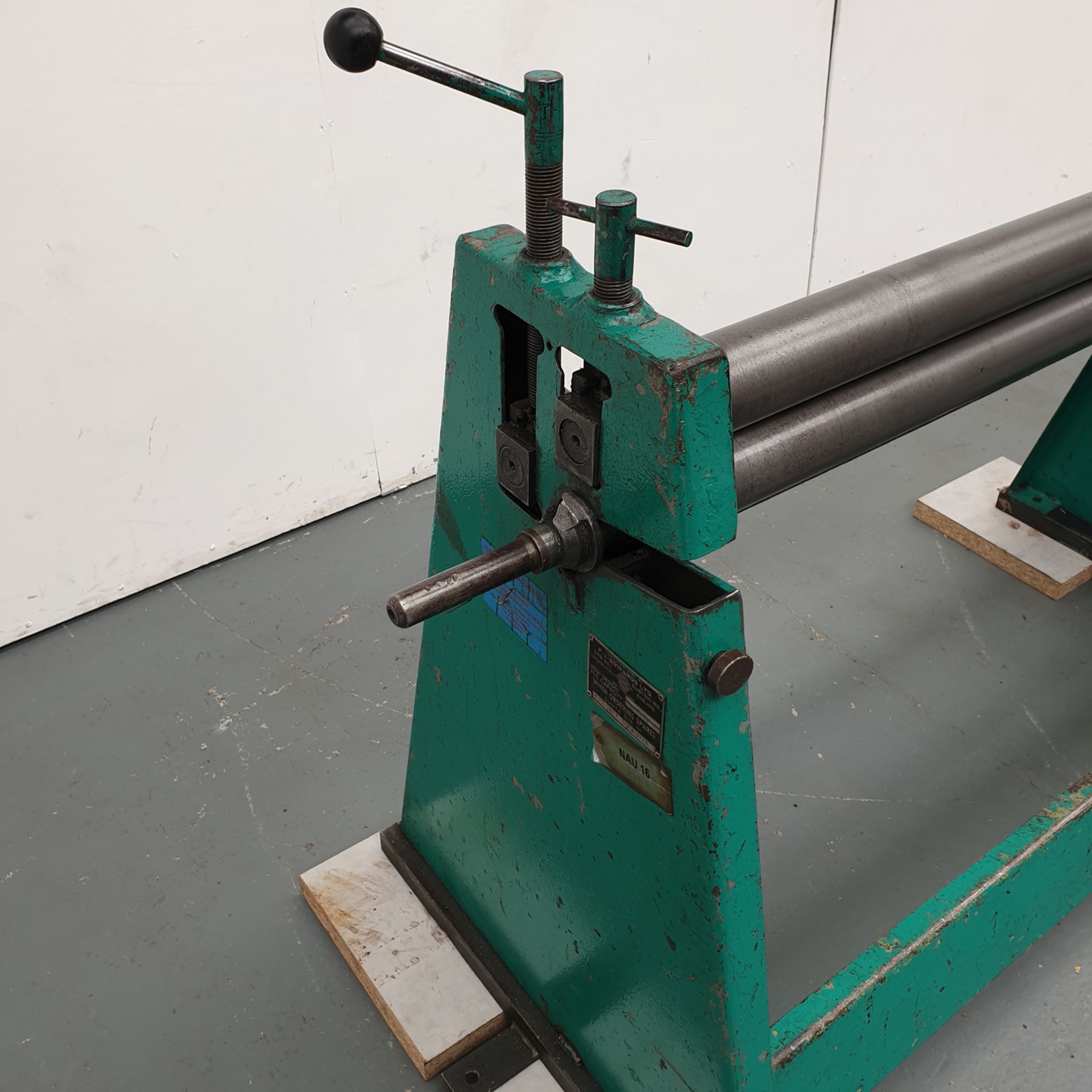 F.J. Edwards Manual Geared Sheet Metal Bending Rolls. Initial Pinch. - Image 3 of 7