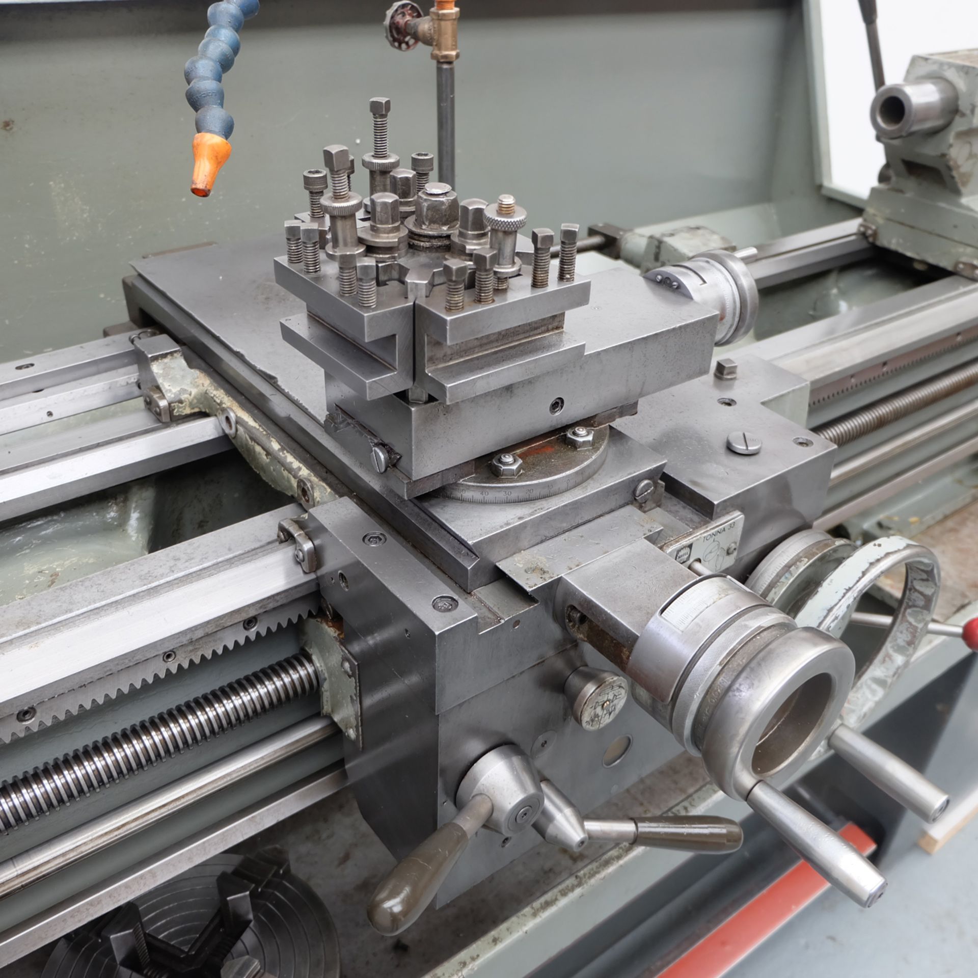 Colchester Triumph 2000. Centre Lathe. Swing Over Bed 15". Between Centres 50". - Image 6 of 14