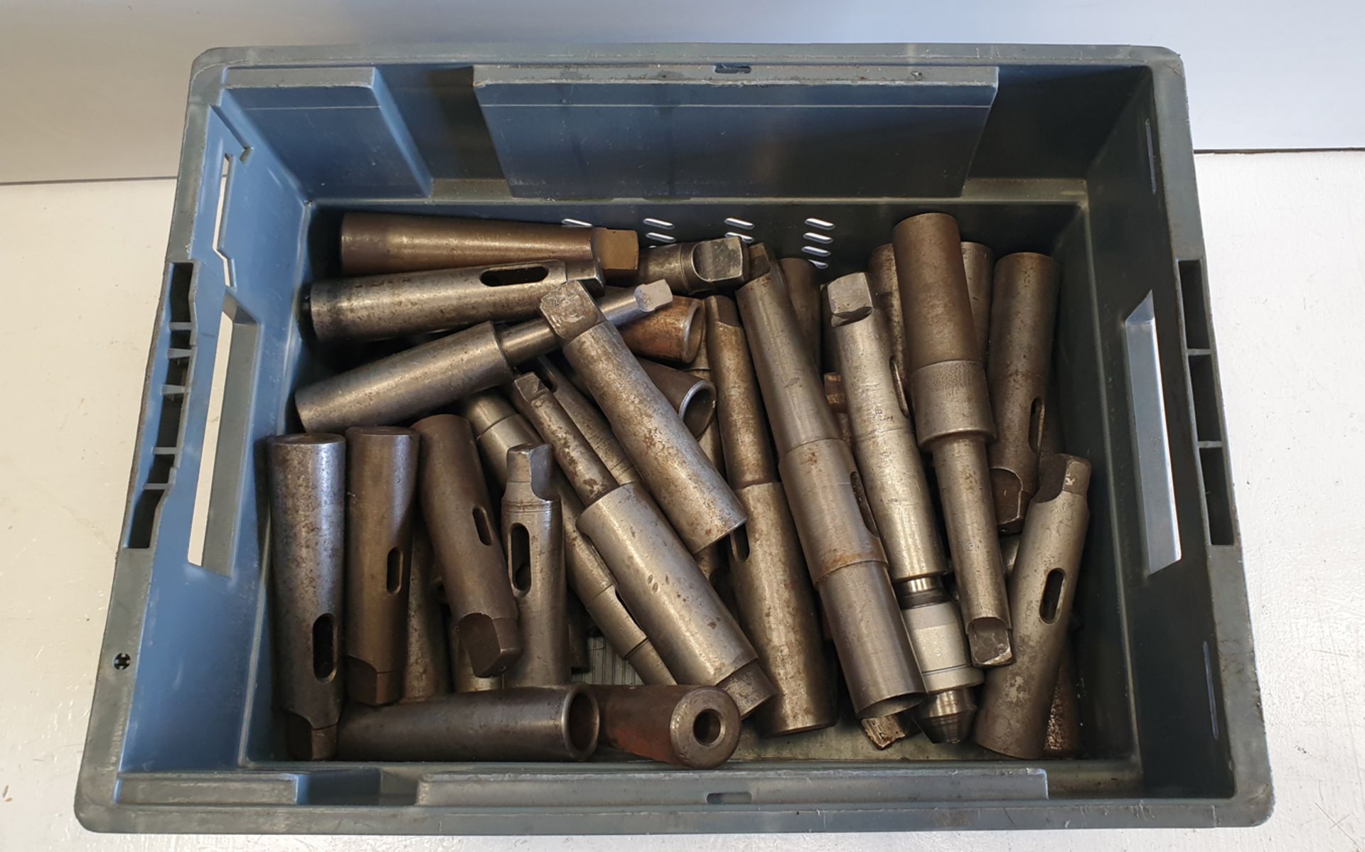 Quantity of Misc 3 & 4 Morse Taper Sleeves.