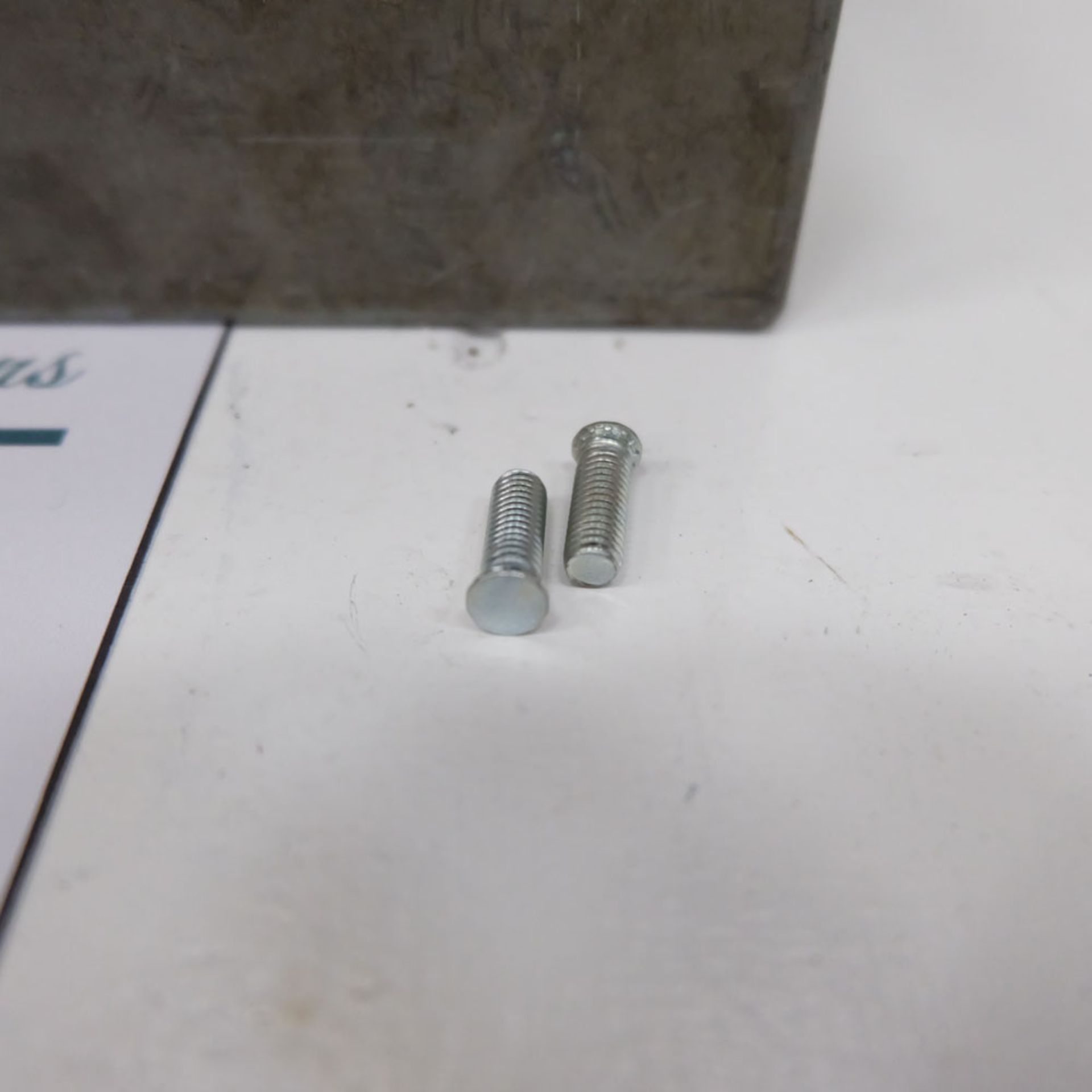 Quantity of Weld Bolts as Lotted. Labelled M5 x 15. - Image 3 of 4