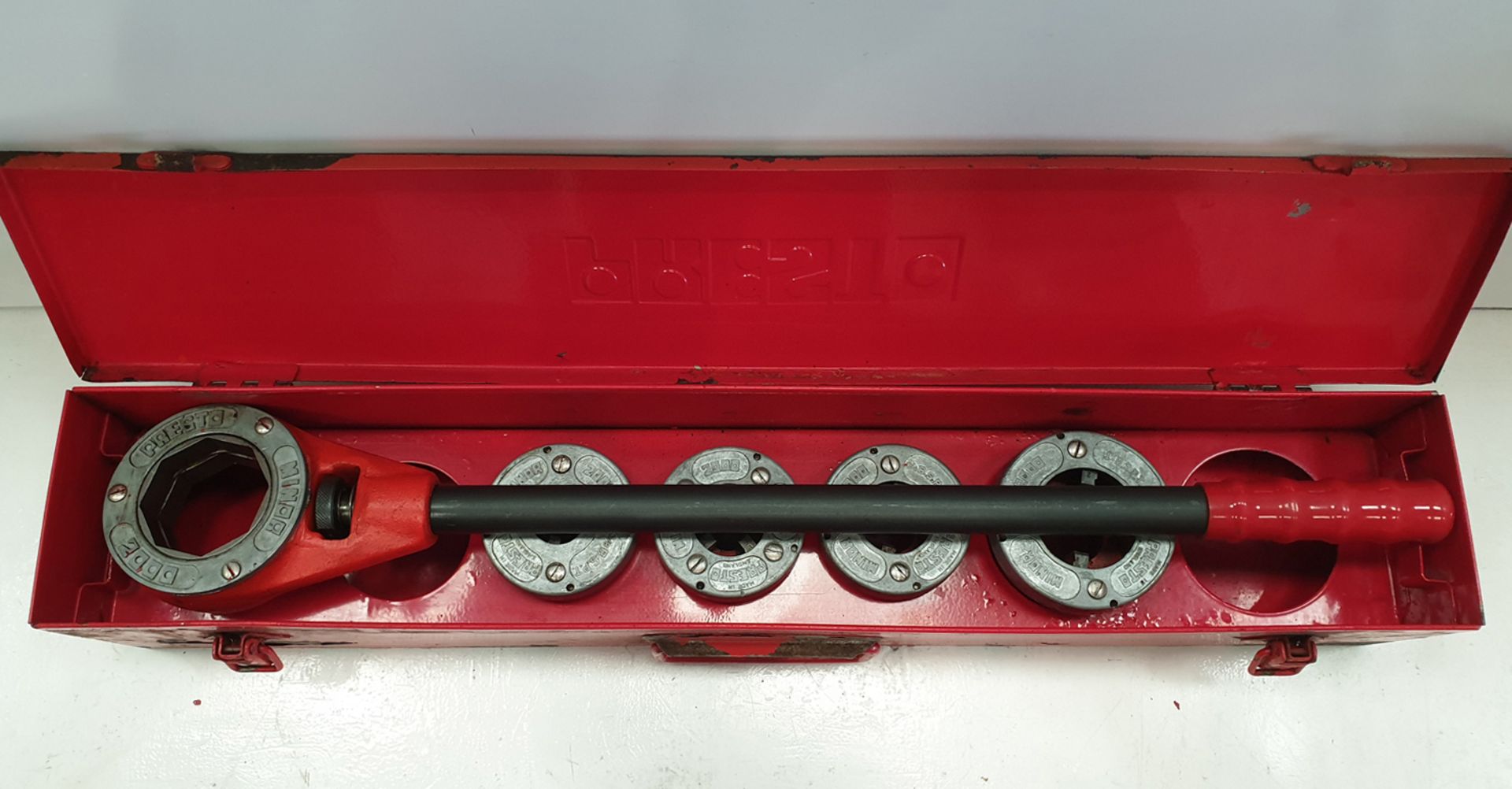 Presto Minor 2000 Pipe Threading Set. Capacity: 3/8" BSPT, 1/2" BSPT, 3/4" BSPT, & 1" BSPT - Image 2 of 9