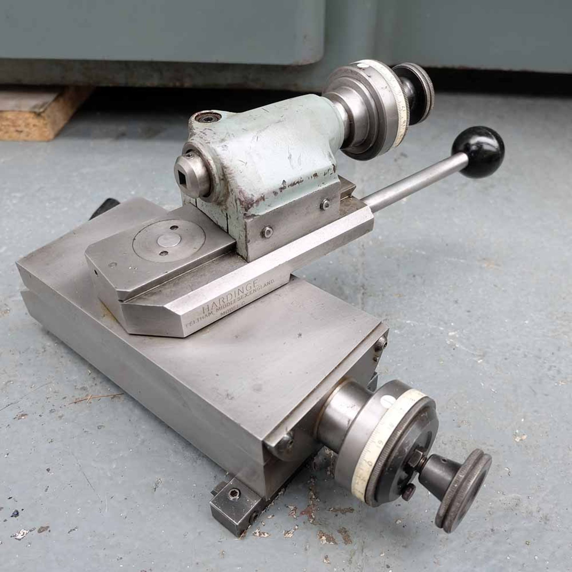 Hardinge HLV-H 10" Toolmakers Lathe. Swing Over Bed 11". Between Centres 18". - Image 14 of 15