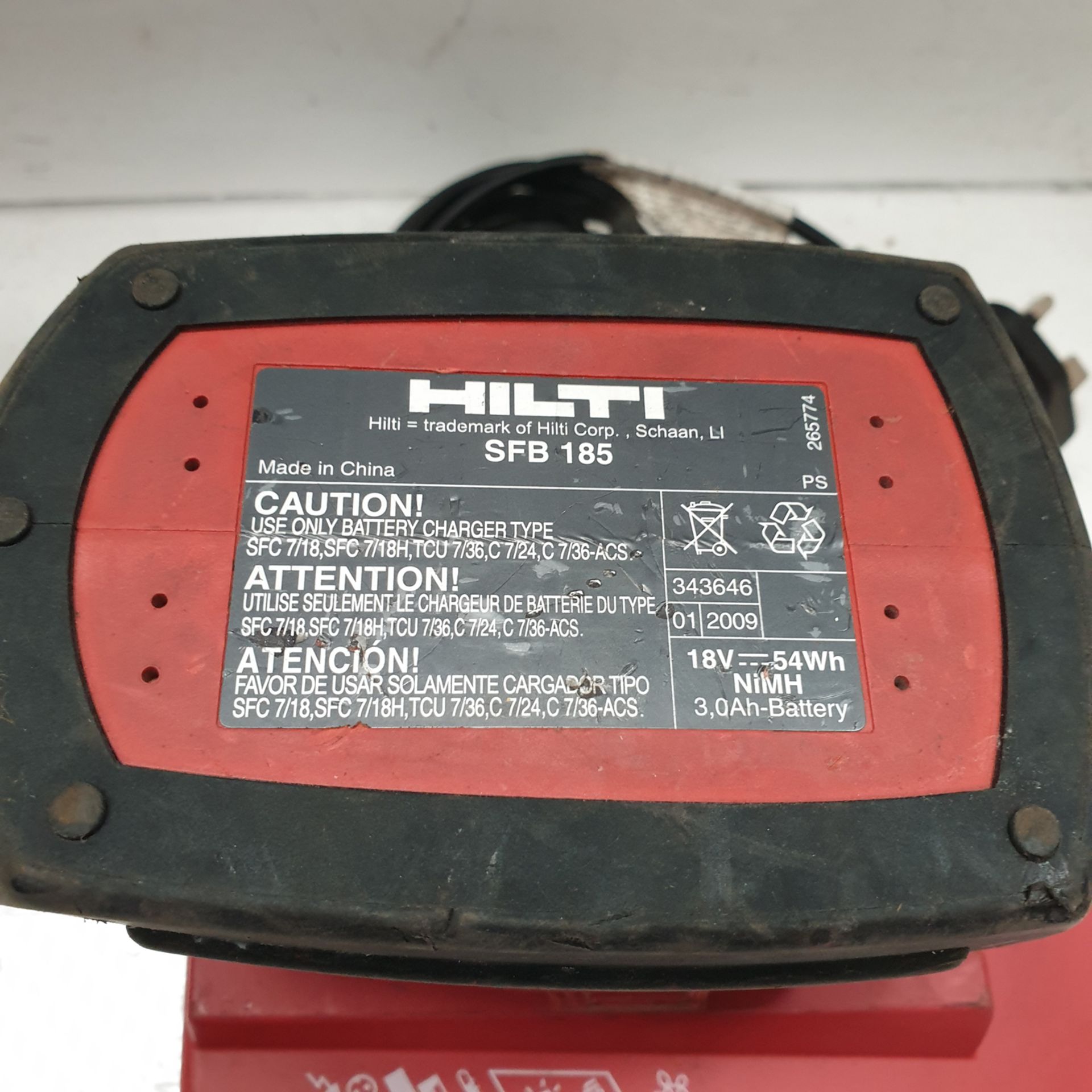 HILTI C7/24 Battery Charger. With 2 Batteries. - Image 2 of 3