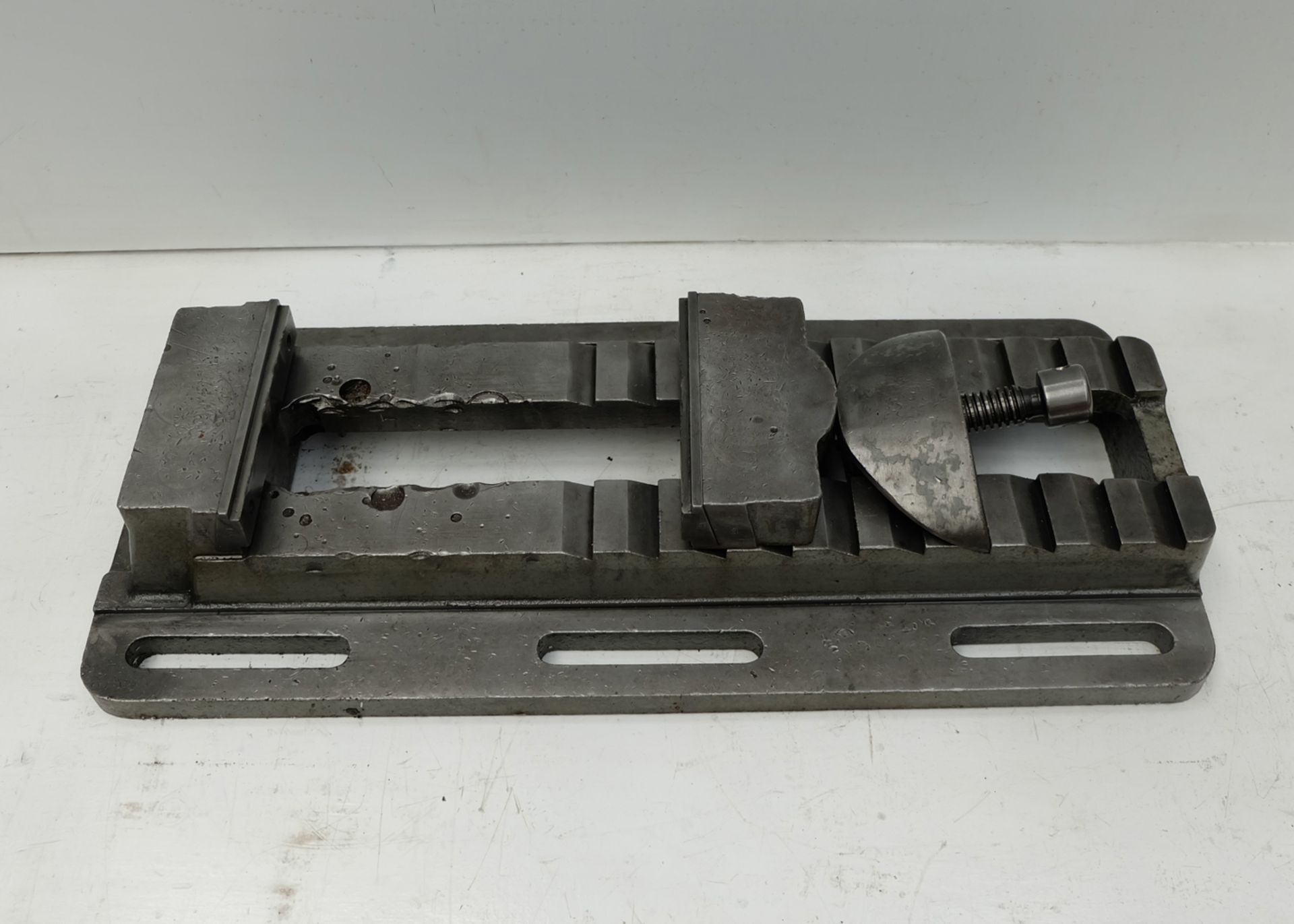 Rack Vice. Jaw Size 6". Max Opening 13". Jaw Height 1 1/2" Approx.