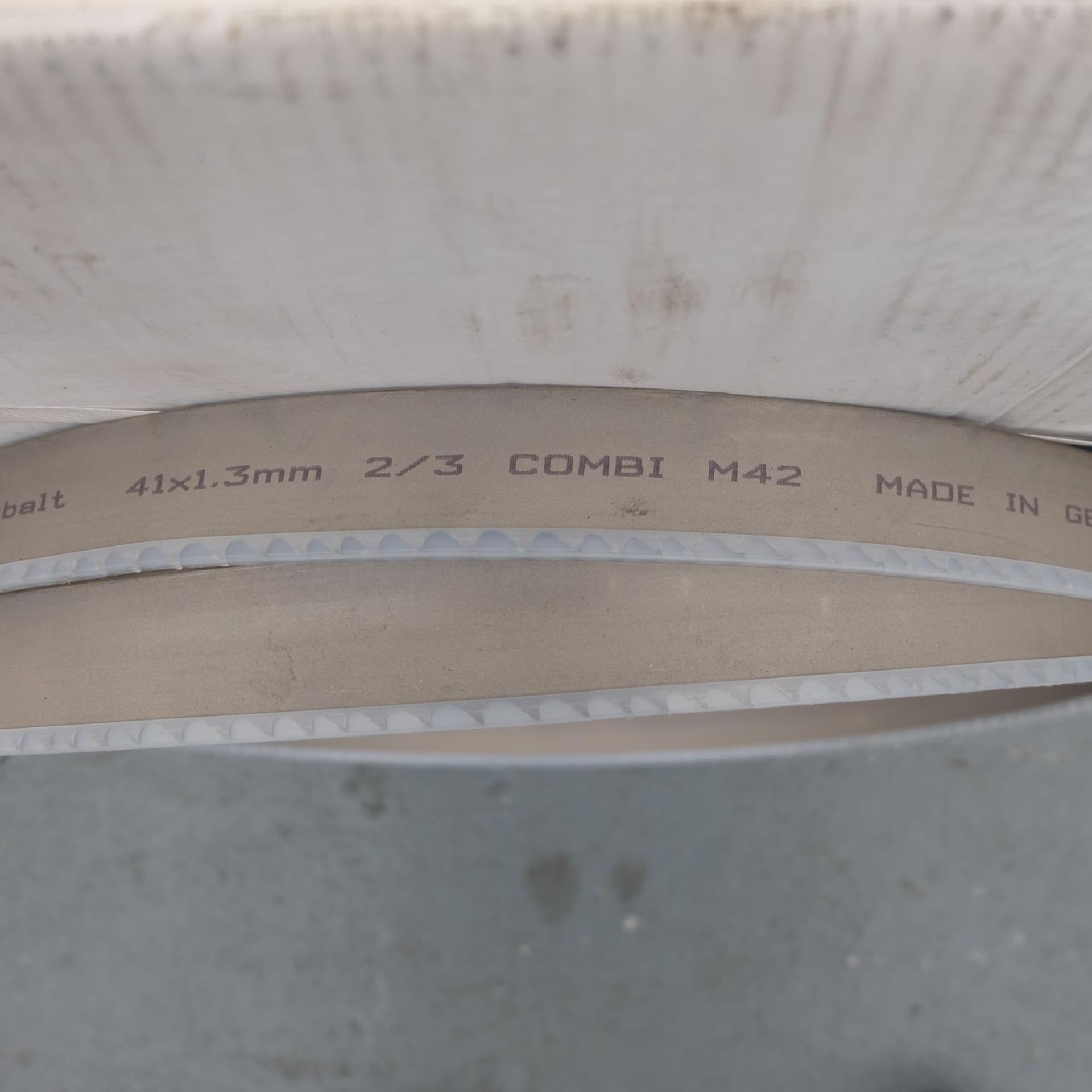 6 x 2/3 Combi M42 Horizontal Saw Blades. 17"4" Length. - Image 2 of 3