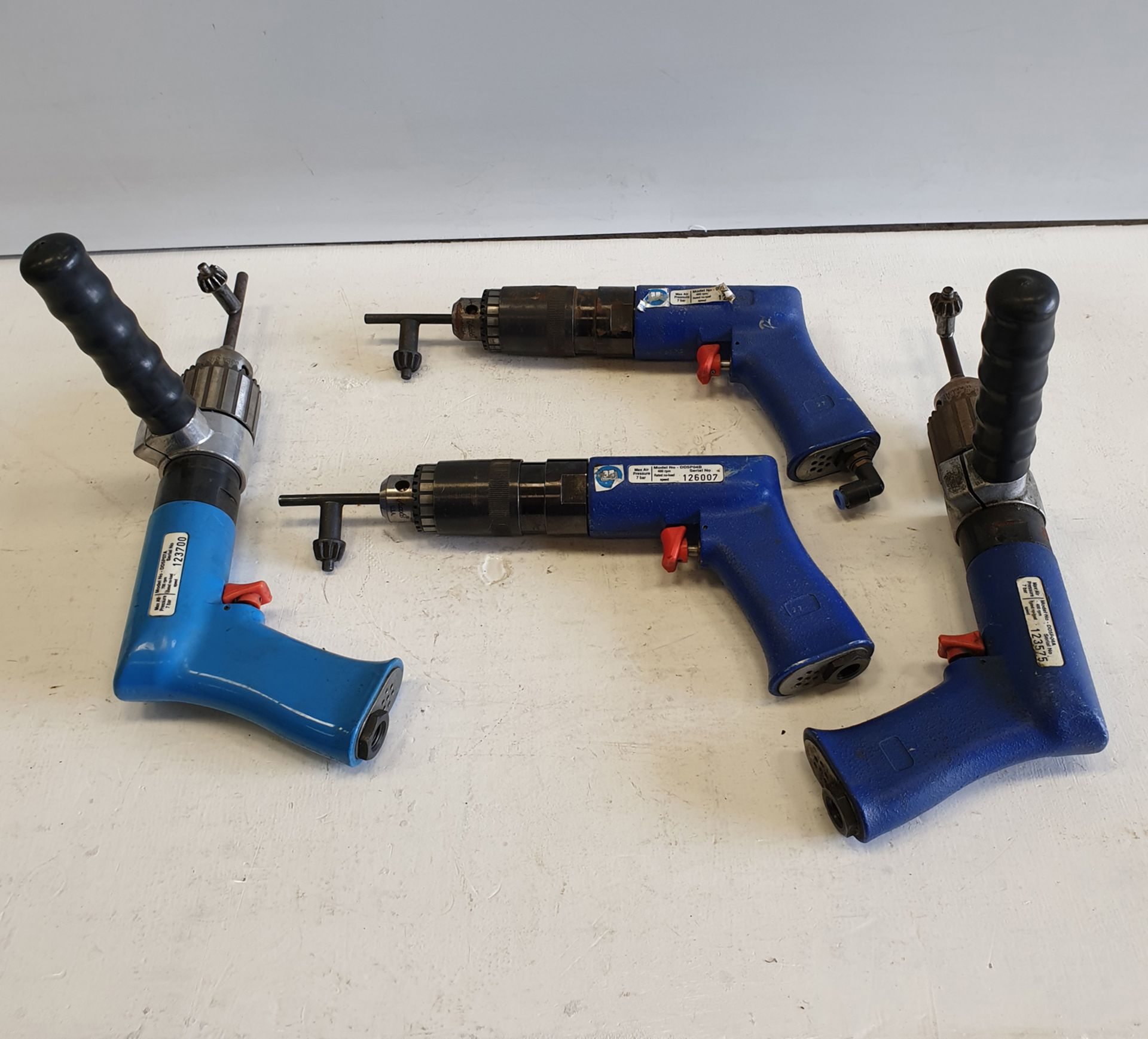 4 x Pneumatic Pistol Drills. 3 x 400rpm. 1 x 700rpm. Max Air Pressure 7 Bar. - Image 2 of 6