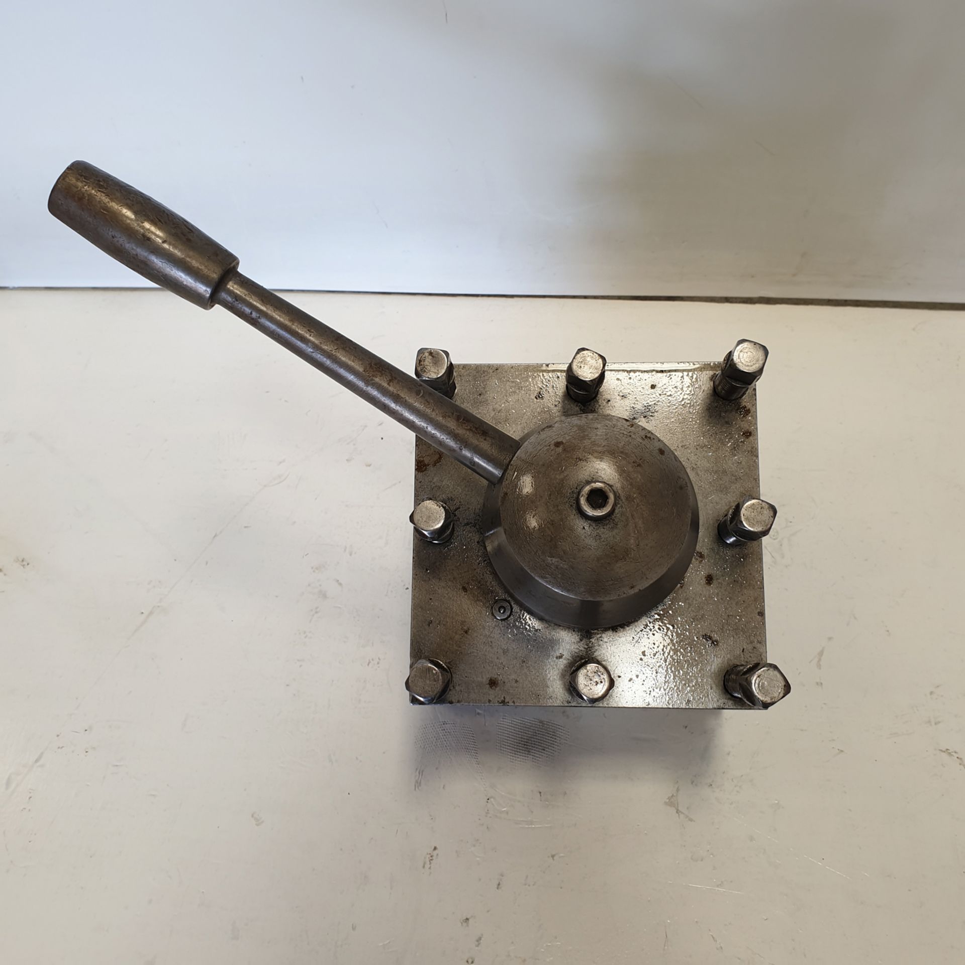 Four Way Toolpost for Lathe. Size of Block: 140mm. Tool Capacity: 45mm. Max Tool Height: 70mm. - Image 2 of 3