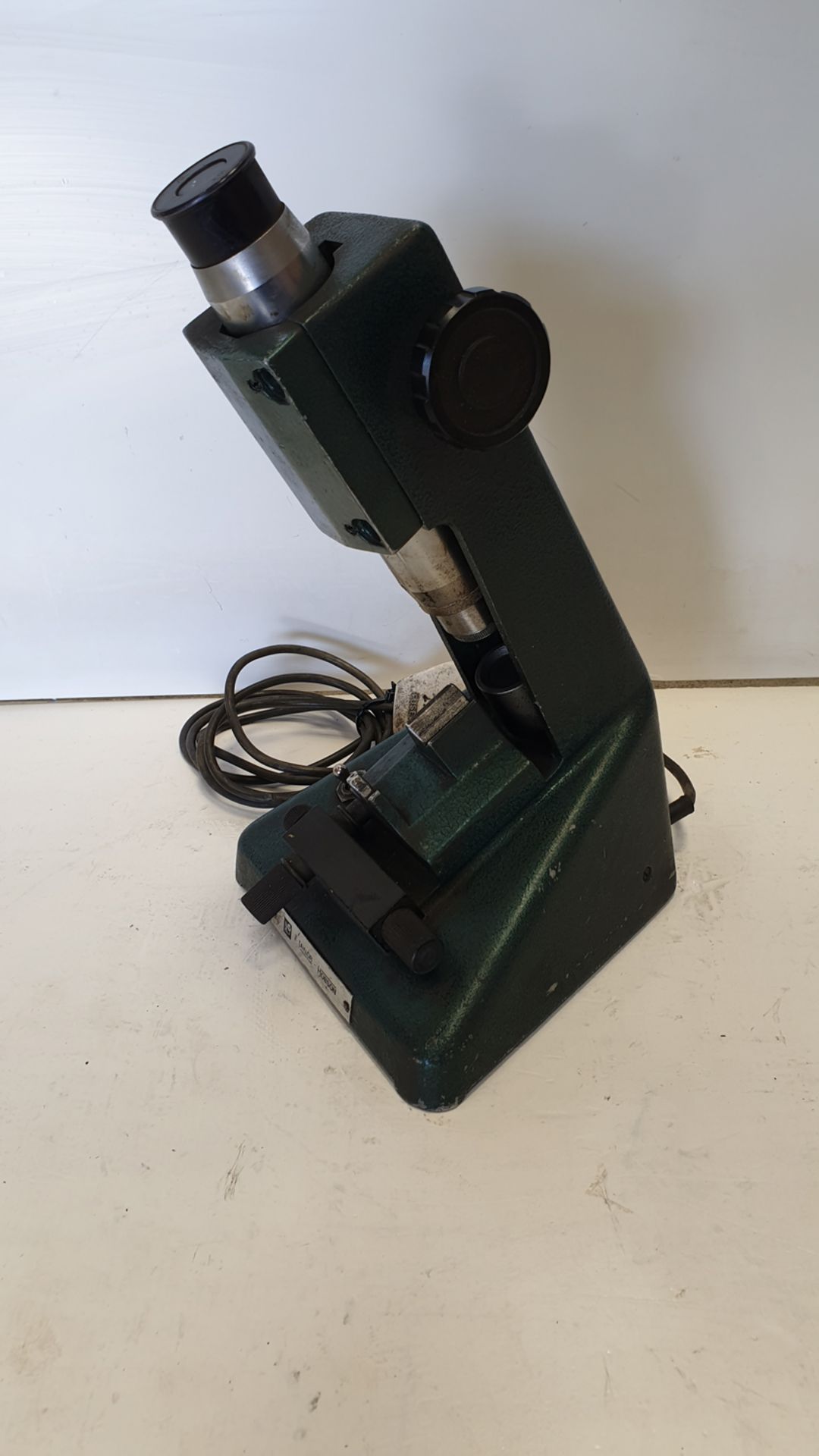 Taylor Hobson Microscope. 240V. 50/60HZ. - Image 2 of 6