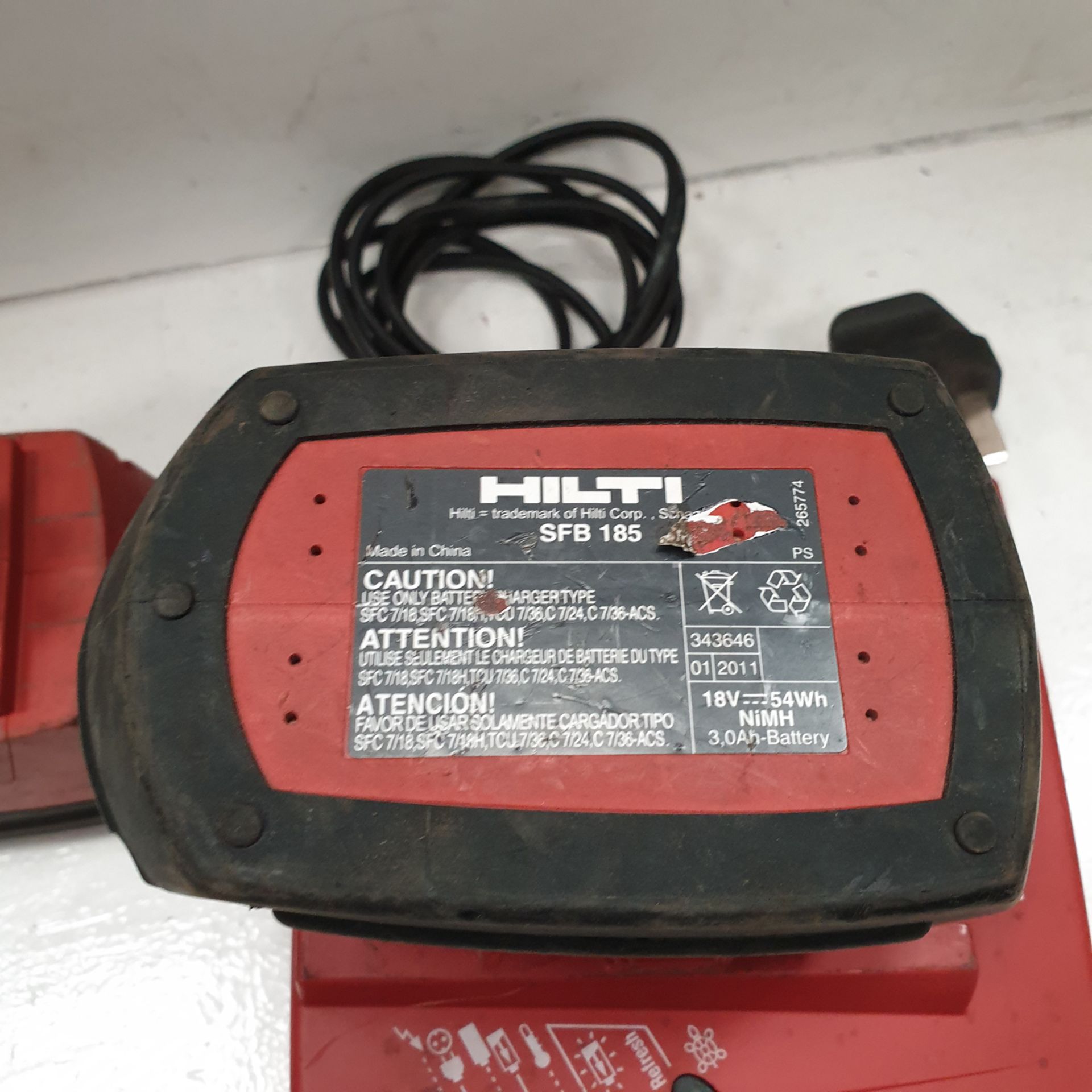 HILTI C7/24 Battery Charger. With 2 Batteries. - Image 2 of 3