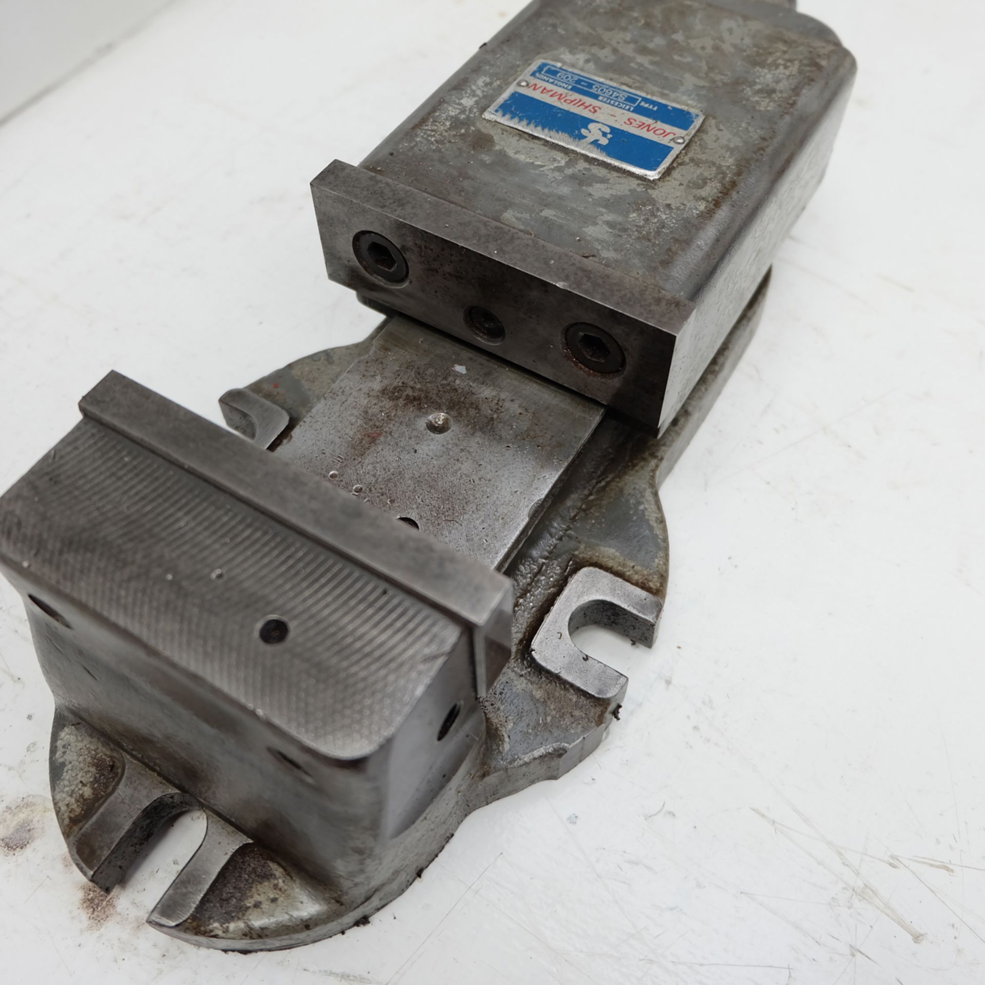 Jones & Shipman Type S4605-209 Machine Vice. Jaw Size 105mm. - Image 4 of 5