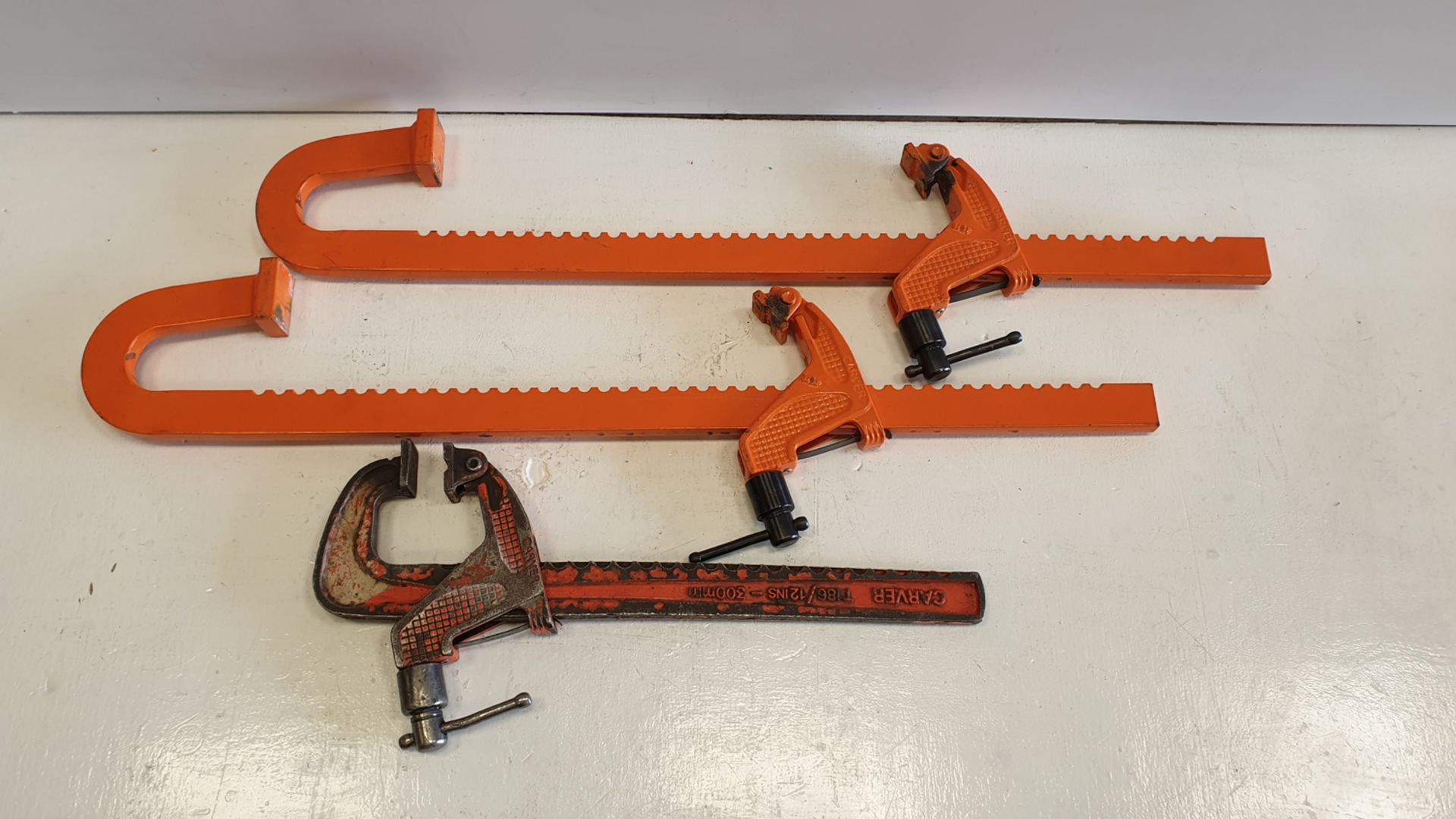 3 x Carver Clamps. 2 x 500mm. 1 x 300mm.