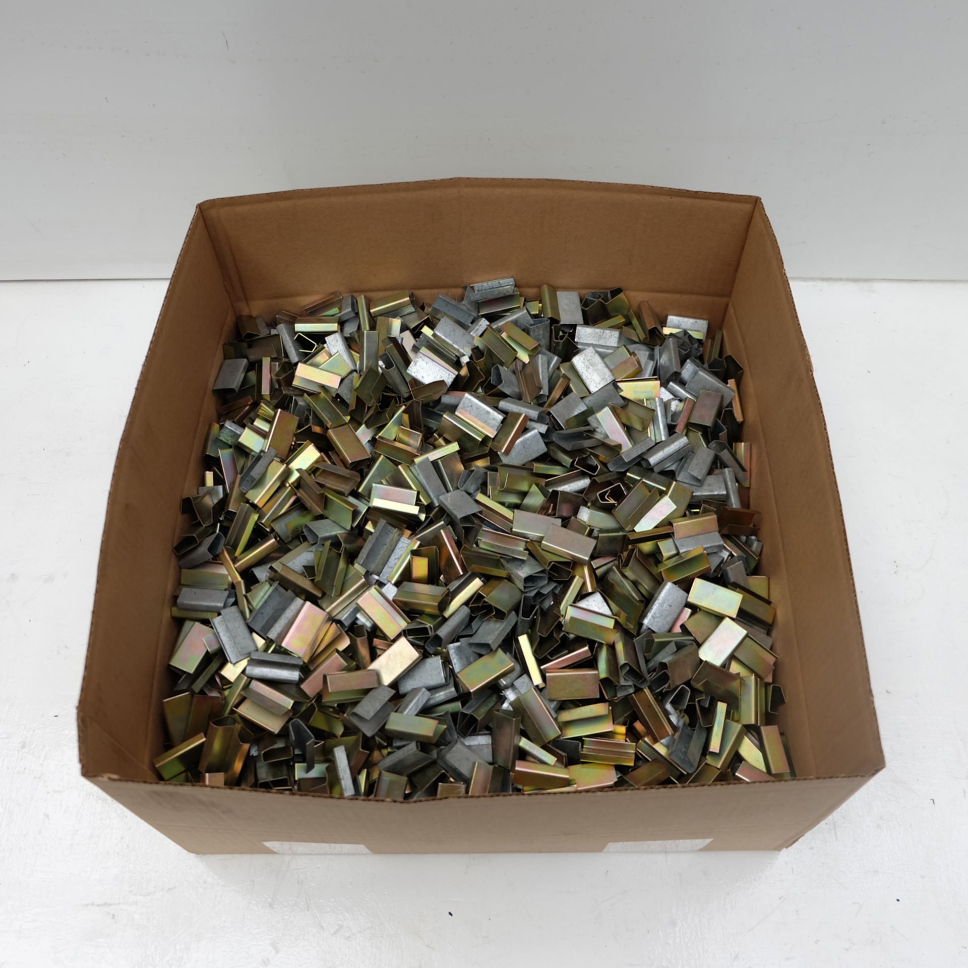 Selection of Banding Clips as Lotted.