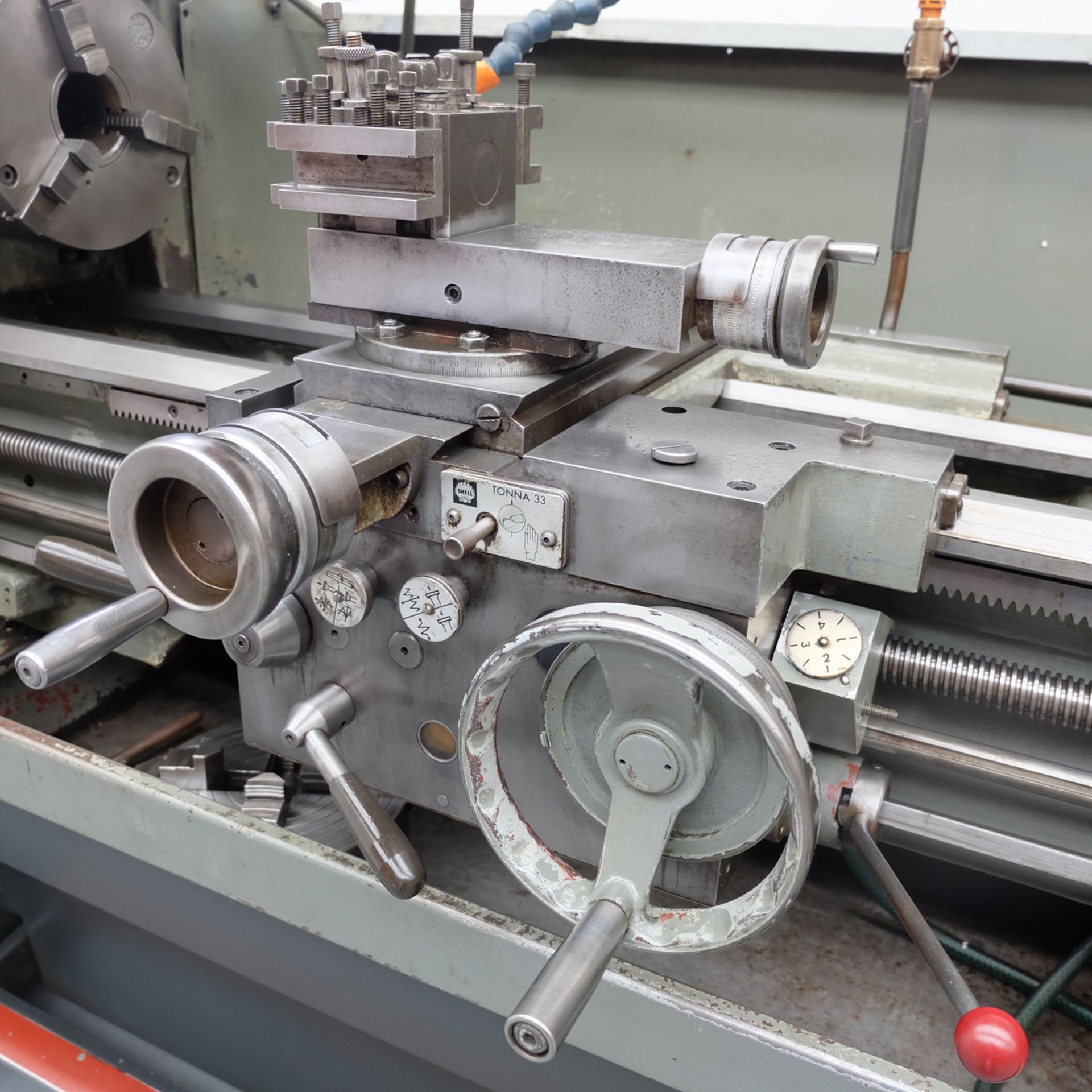 Colchester Triumph 2000. Centre Lathe. Swing Over Bed 15". Between Centres 50". - Image 7 of 14