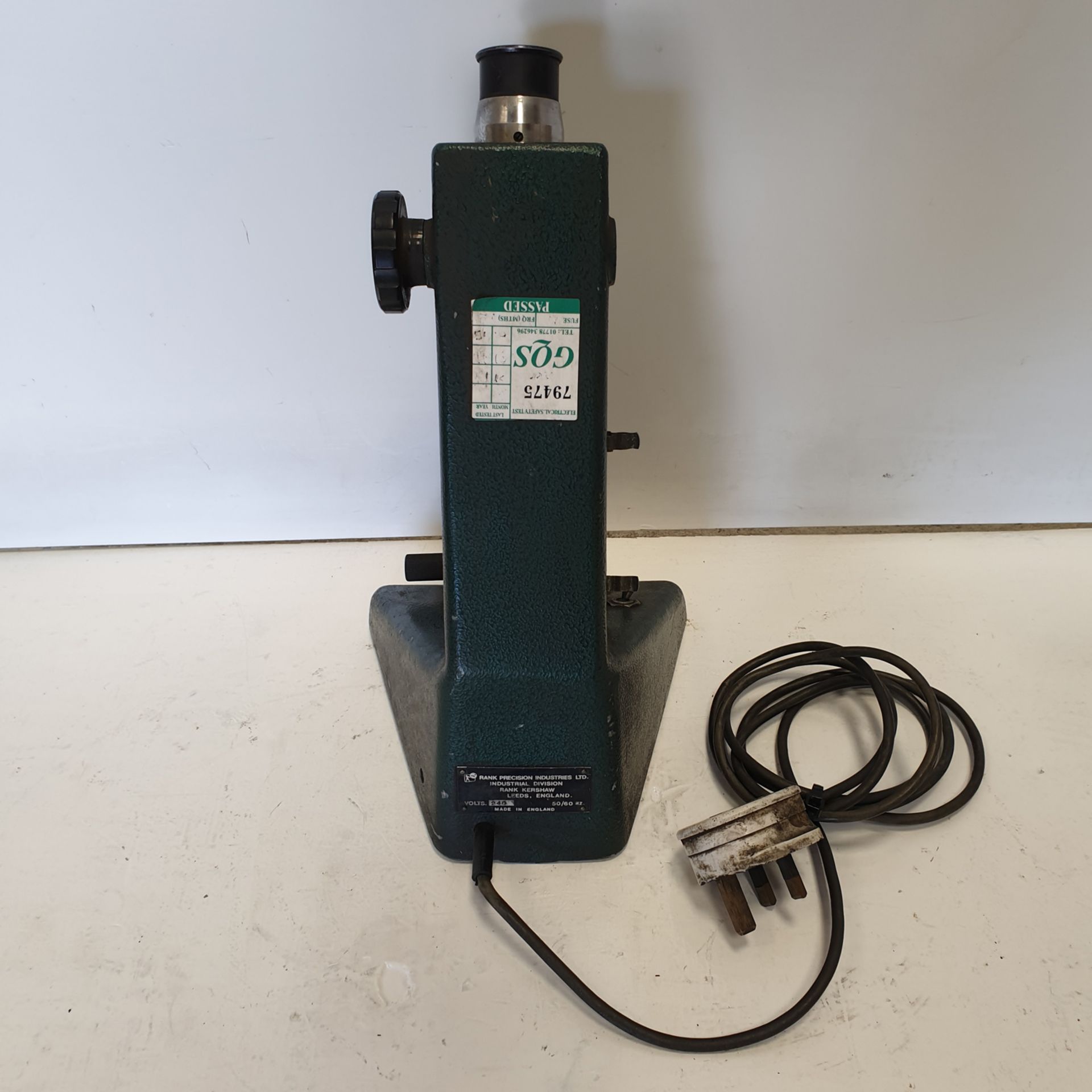 Taylor Hobson Microscope. 240V. 50/60HZ. - Image 6 of 6