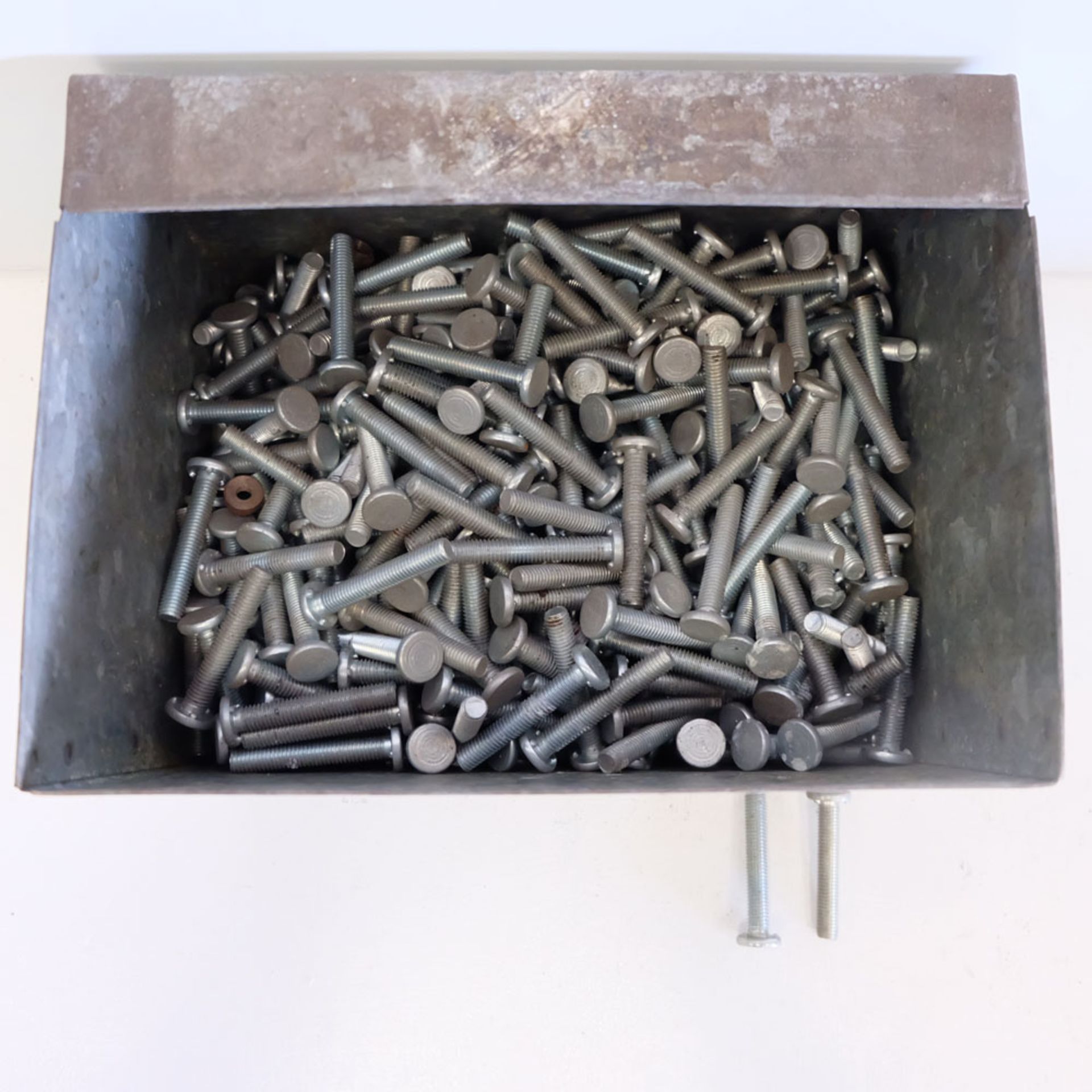 Quantity of Weld Bolts as Lotted. Labelled M8 x 50 Weld Bolt. - Image 2 of 4