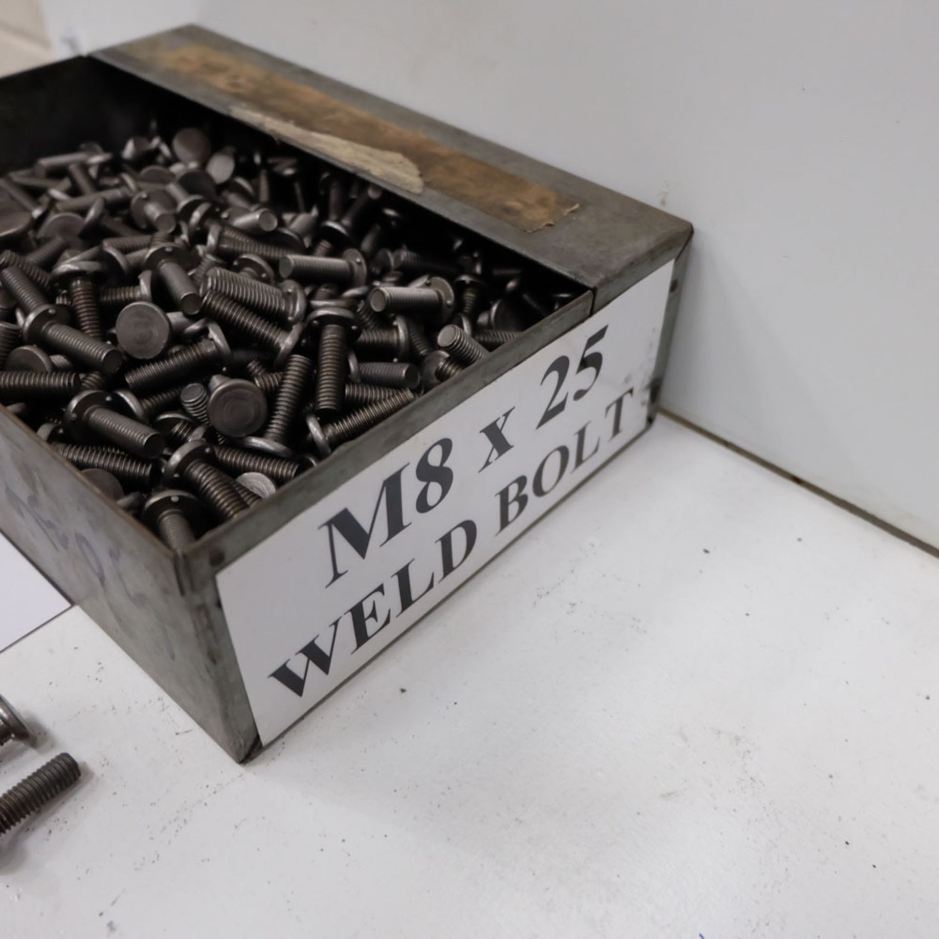 Quantity of Weld Bolts as Lotted. Labelled M8 x 25 Weld Bolt. - Image 4 of 4