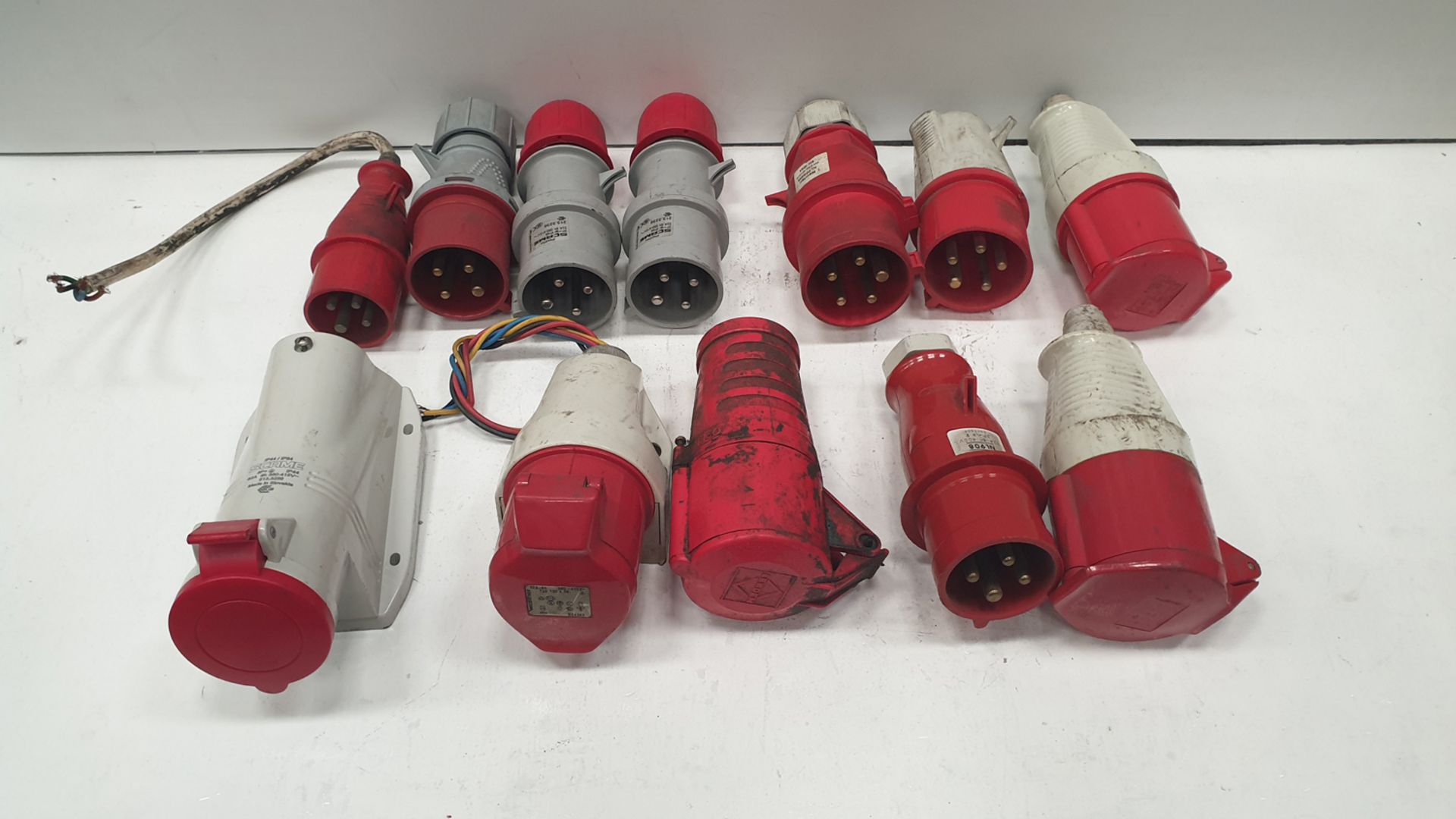 Selection of 3 Phase Plugs as Lotted.