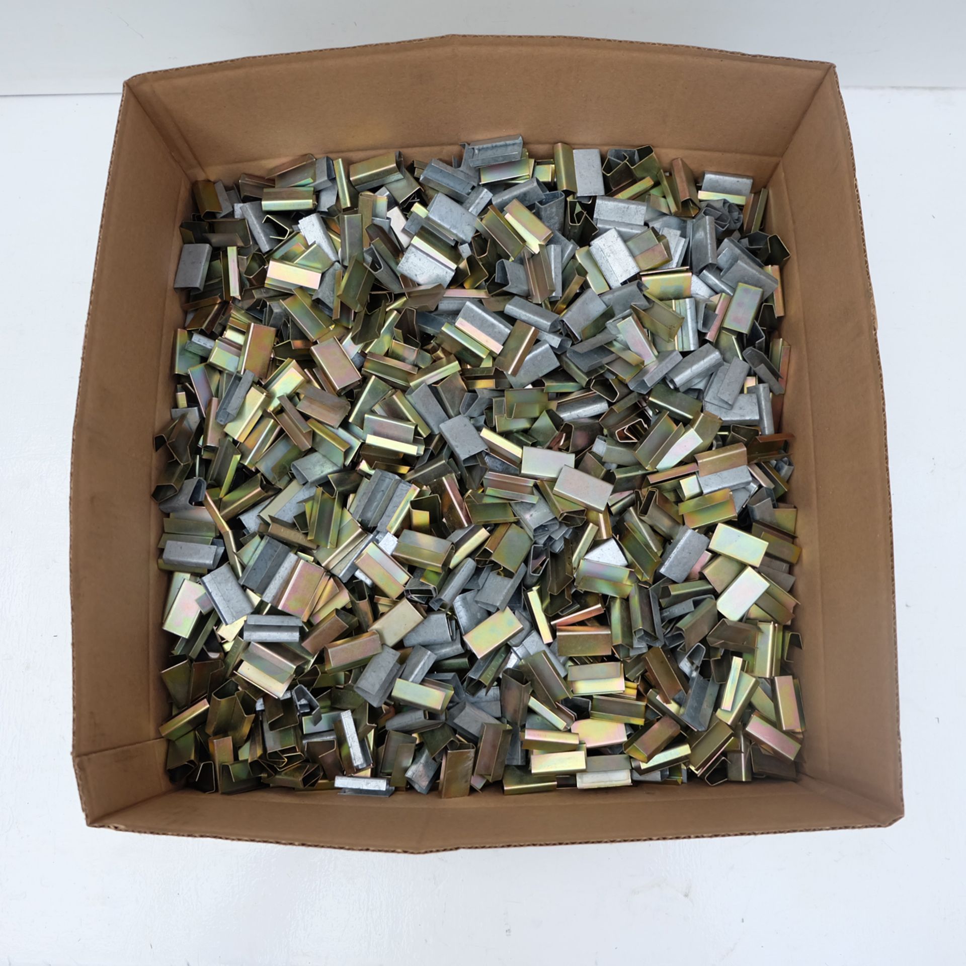 Selection of Banding Clips as Lotted. - Image 3 of 3