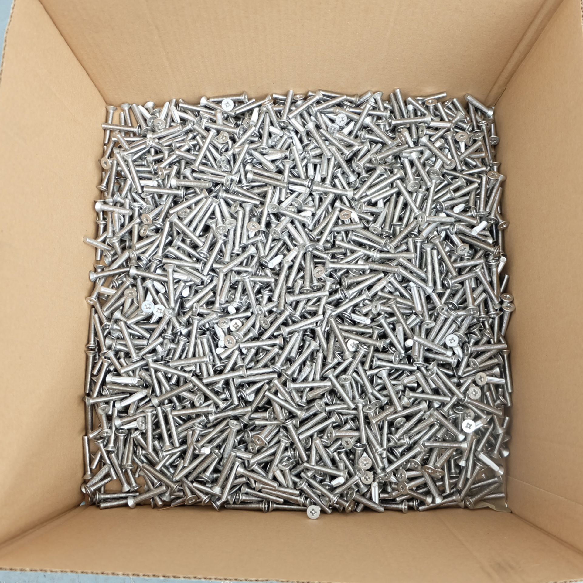 Selection of Screws as Lotted.