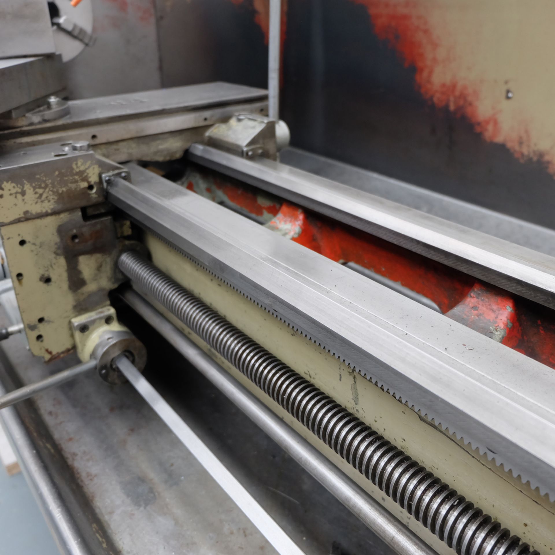 Harrison M300 Long Bed Centre Lathe. Between Centres 1000mm. - Image 8 of 13