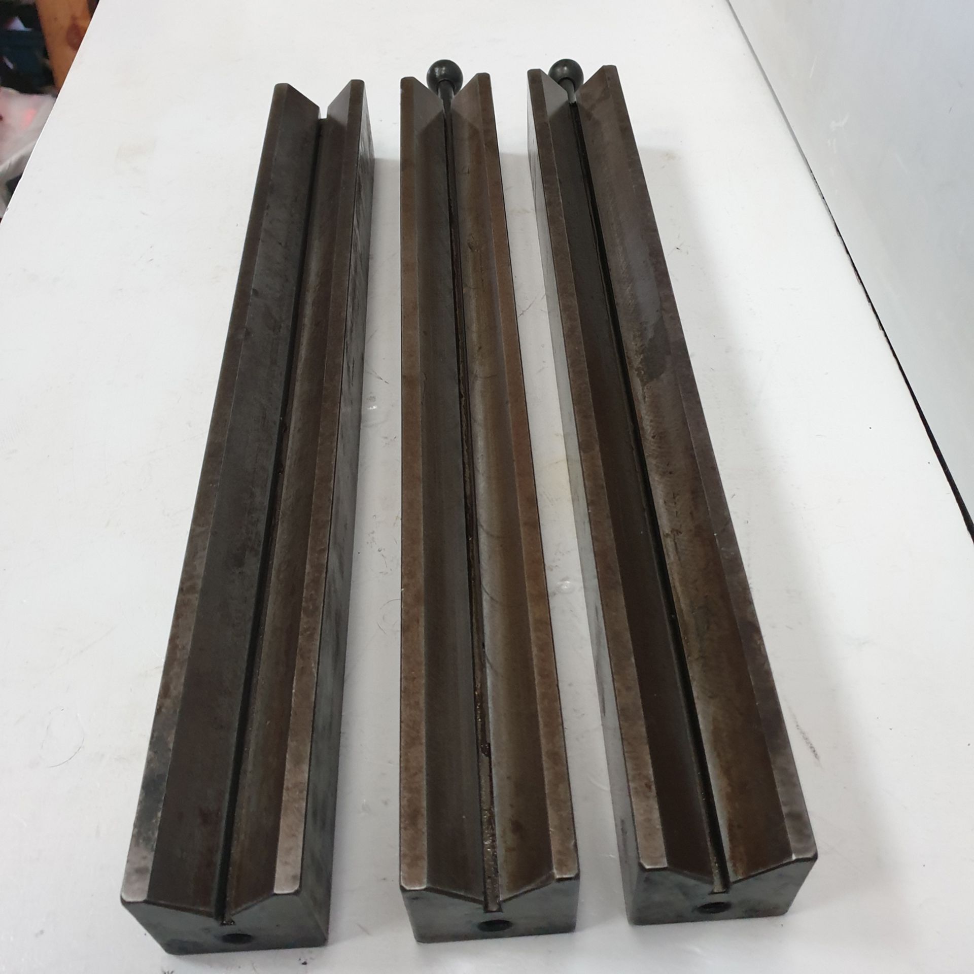 Set of three Single Vee Tools for Press Brake Machines Etc. Length Each 485mm. Width 55mm. - Image 4 of 4