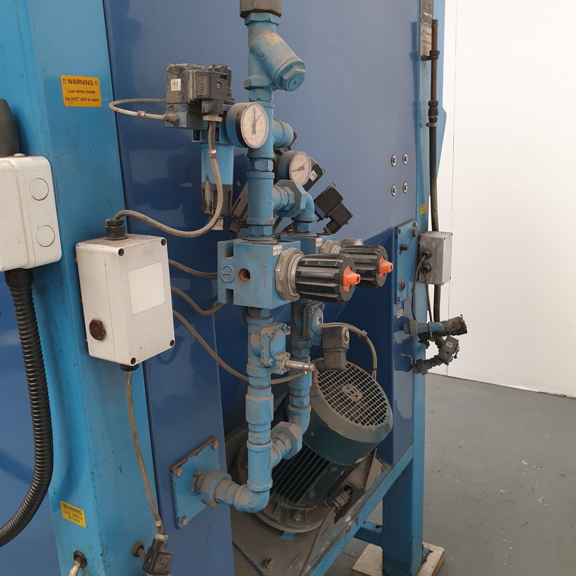 Vapormatt Vapormaster 1212. Barrel Cleaning Wet Blasting Machine. Rotary & Manual Table Facility. - Image 7 of 16