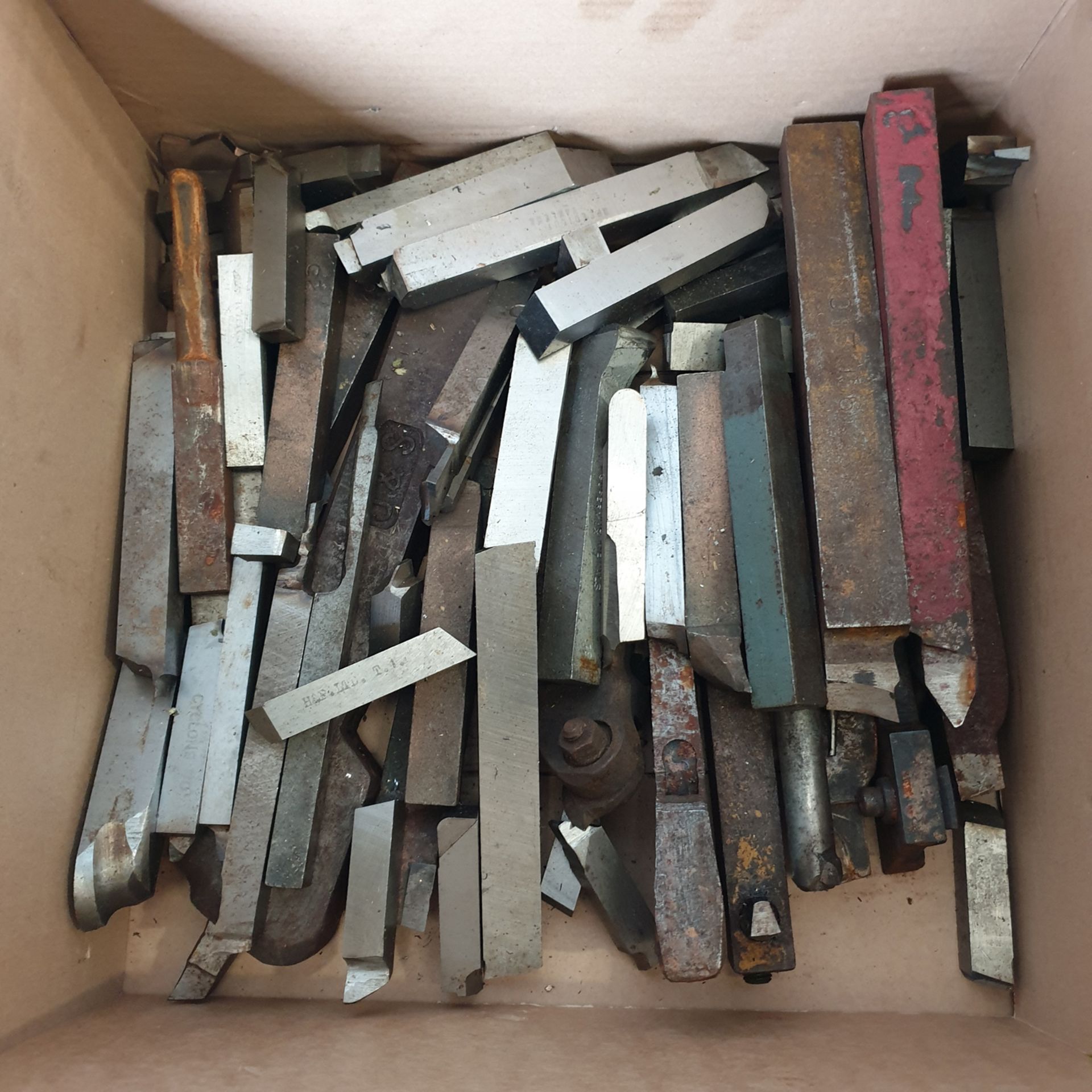 Quantity of Hard Steel & Brazed Tipped Lathe Cutting Tools.
