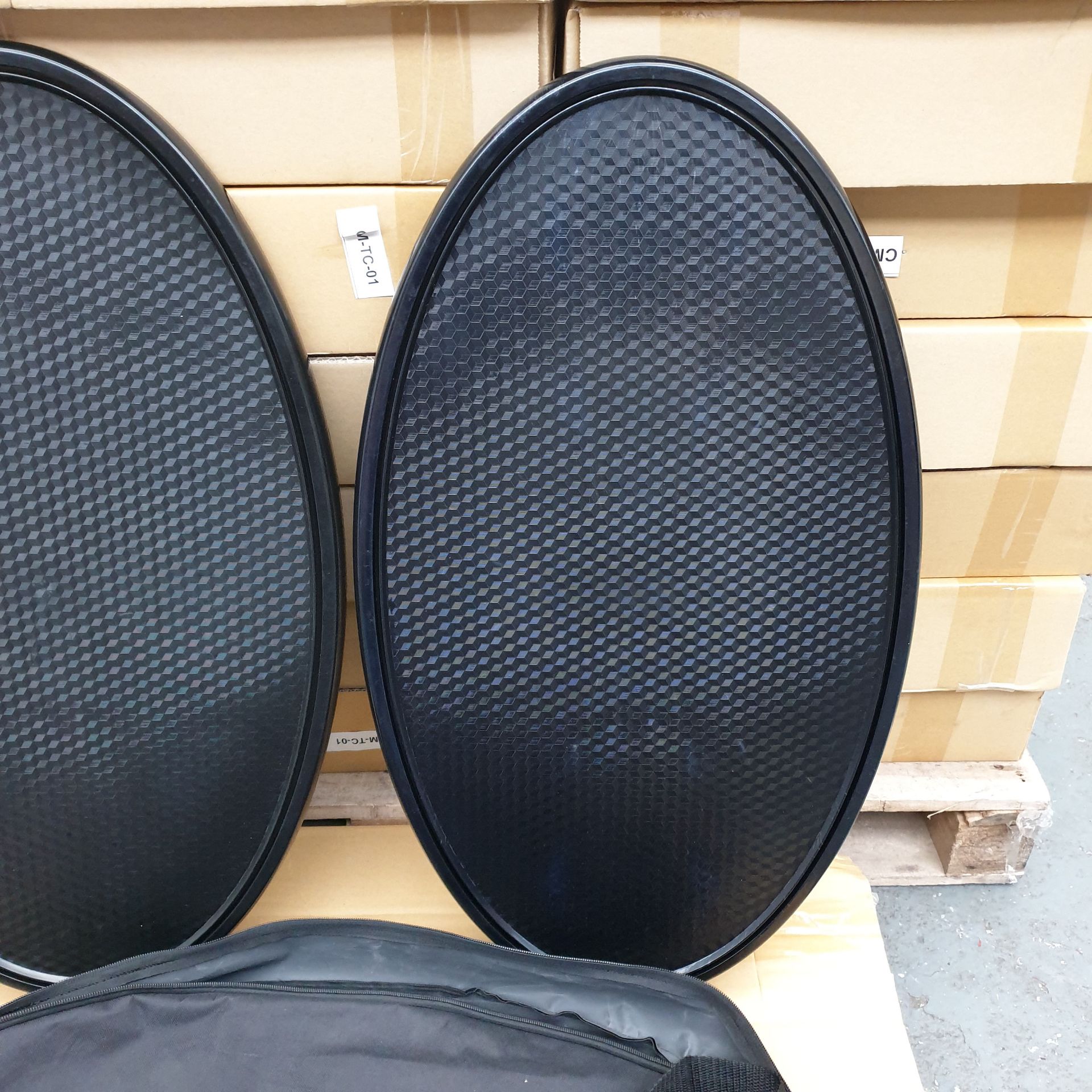 24 pairs of Lid and Base parts for Oval Display Signs. Part Number: CM-TC-01. With Carry Bags. - Image 3 of 5