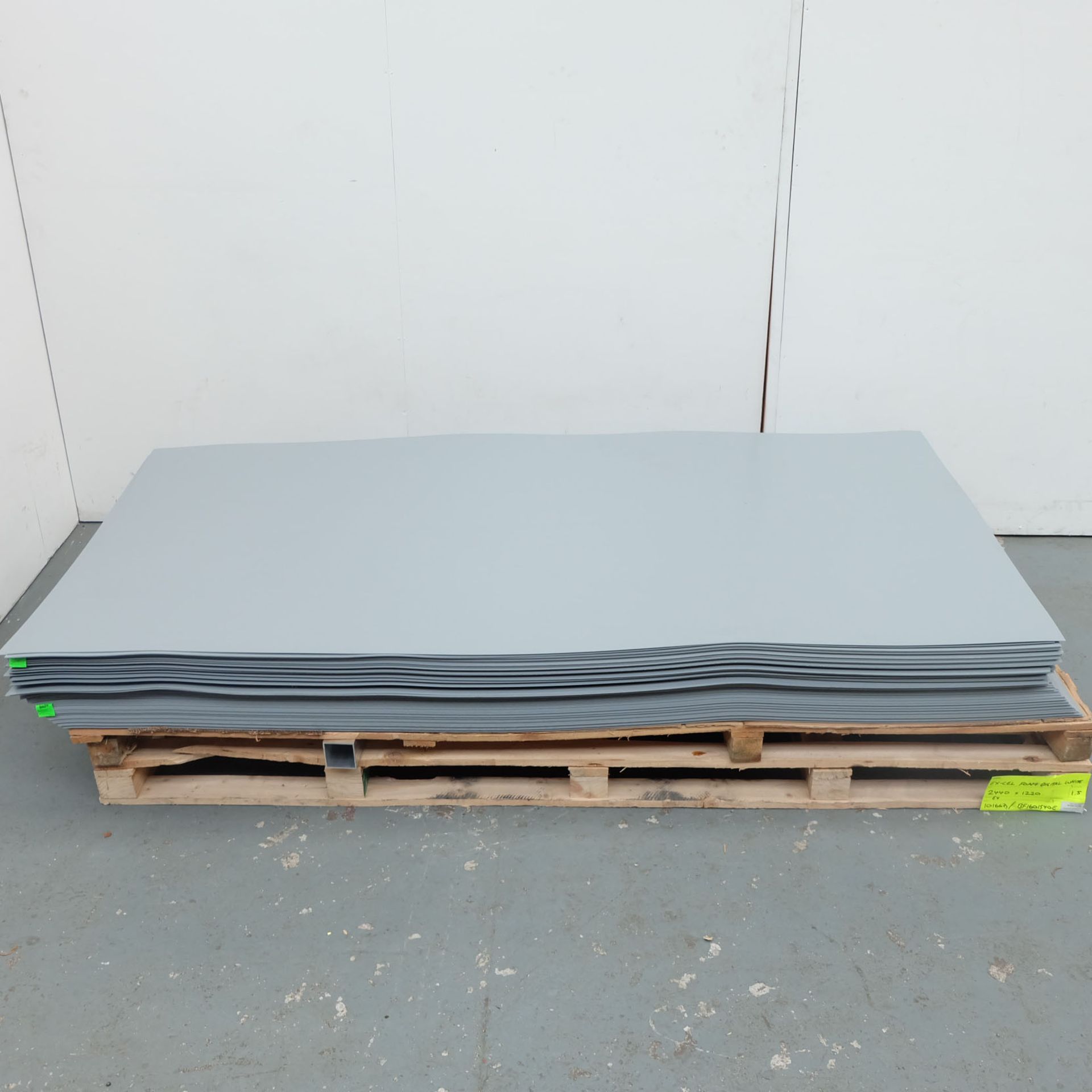 19 1/2 Sheets of Galvanised Steel. Size: 2500mm x 1250mm.