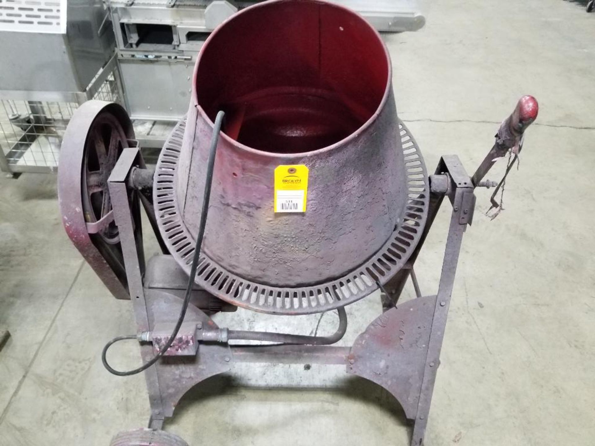 Electric industrial concrete mixer. 110v single phase.