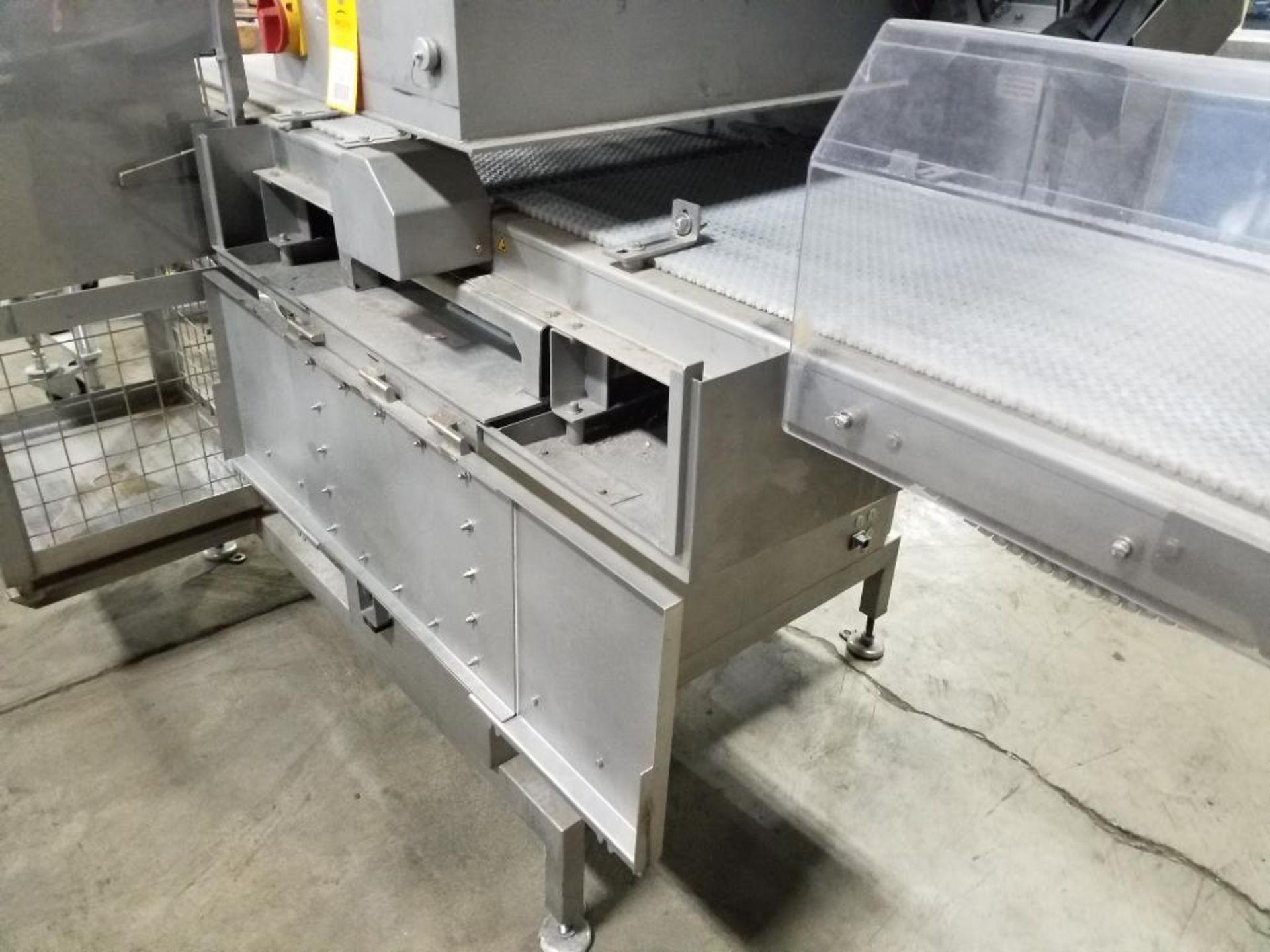 Raycon 450/100 US-INT50 food processing x-ray conveyor. - Image 10 of 16