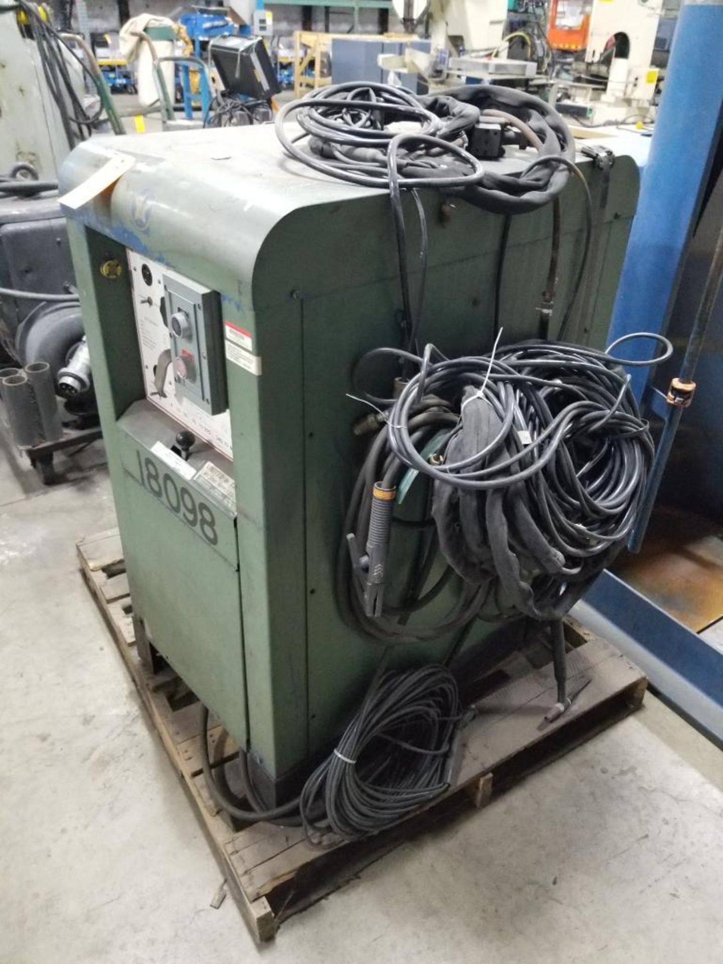 United & Taylor welding supply co. SR-300-32(s) welder.