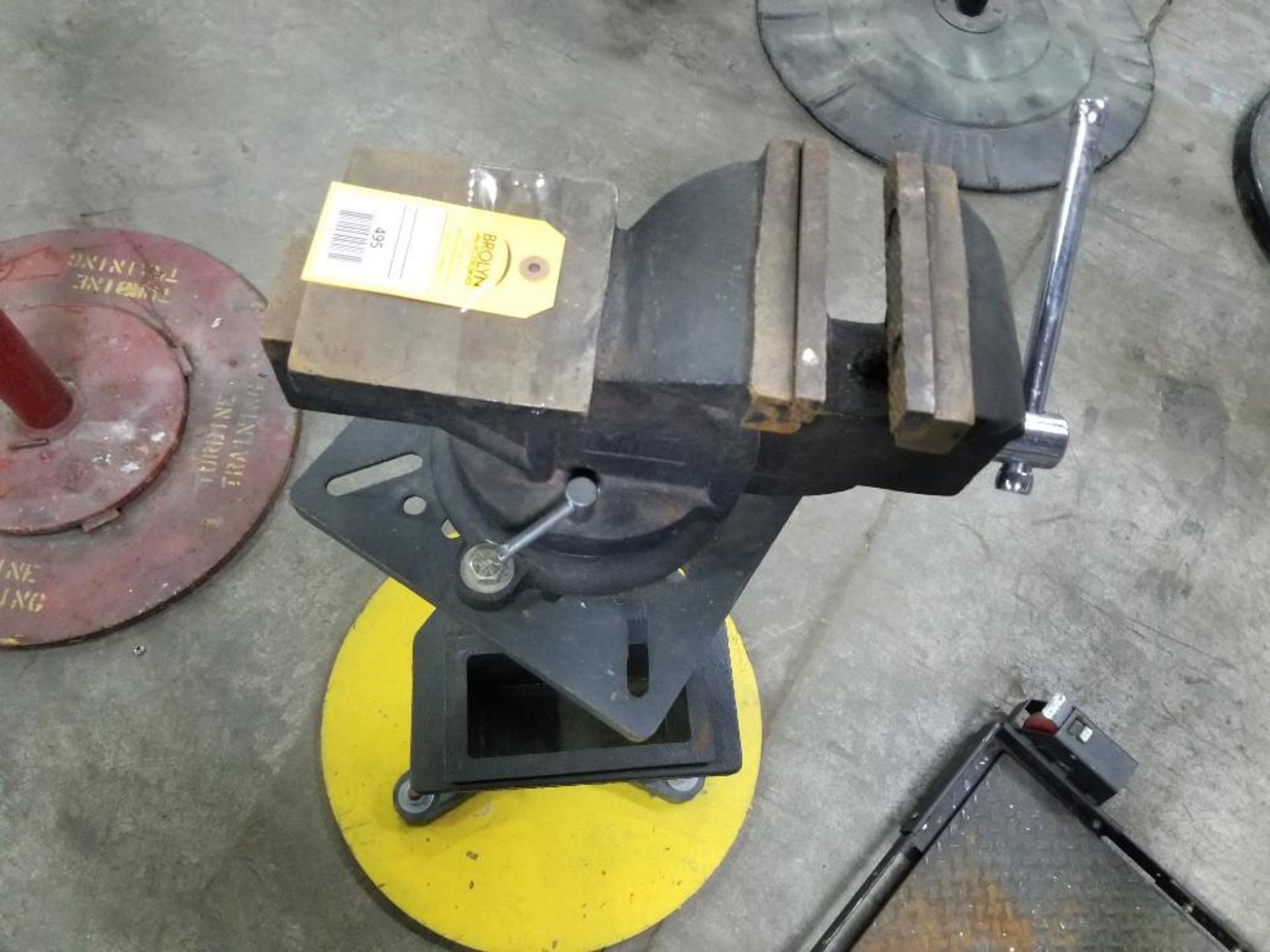 MIT table vise with stand.