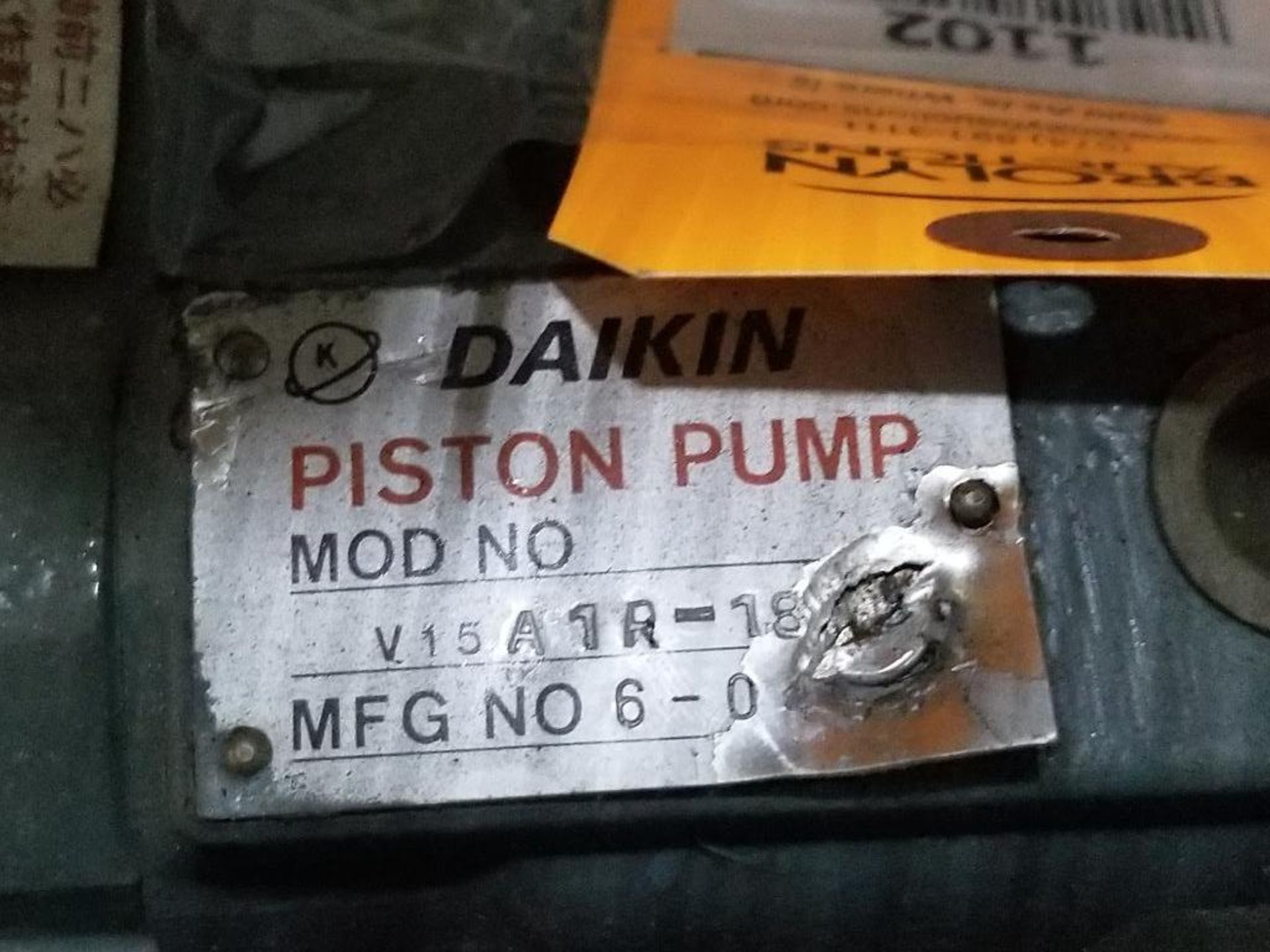 Daikin Piston Pump hydraulic pump. Model V15A1R-18. - Image 2 of 2