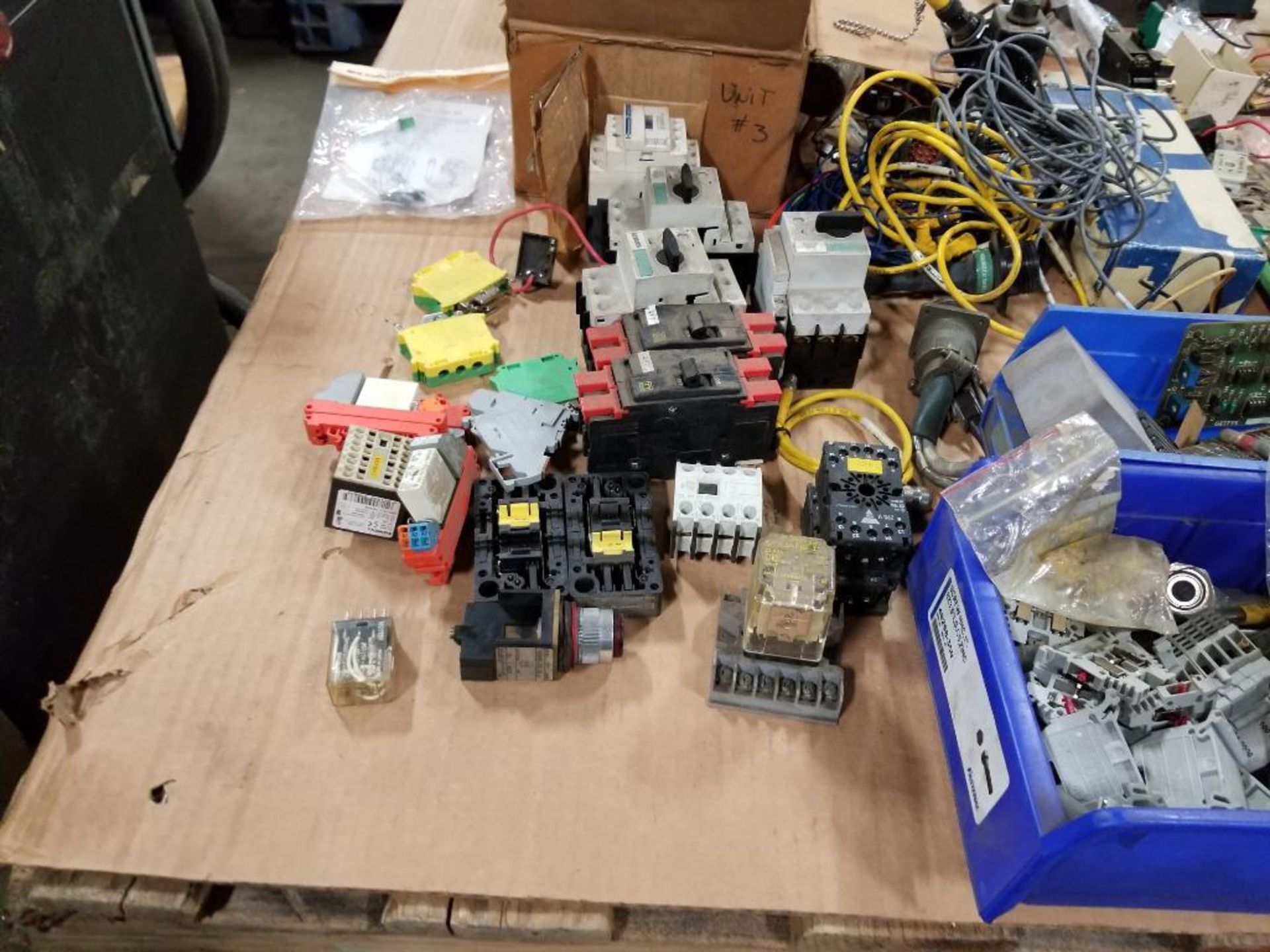 Pallet of assorted electrical. Switches, sensors, connectors. - Image 11 of 12