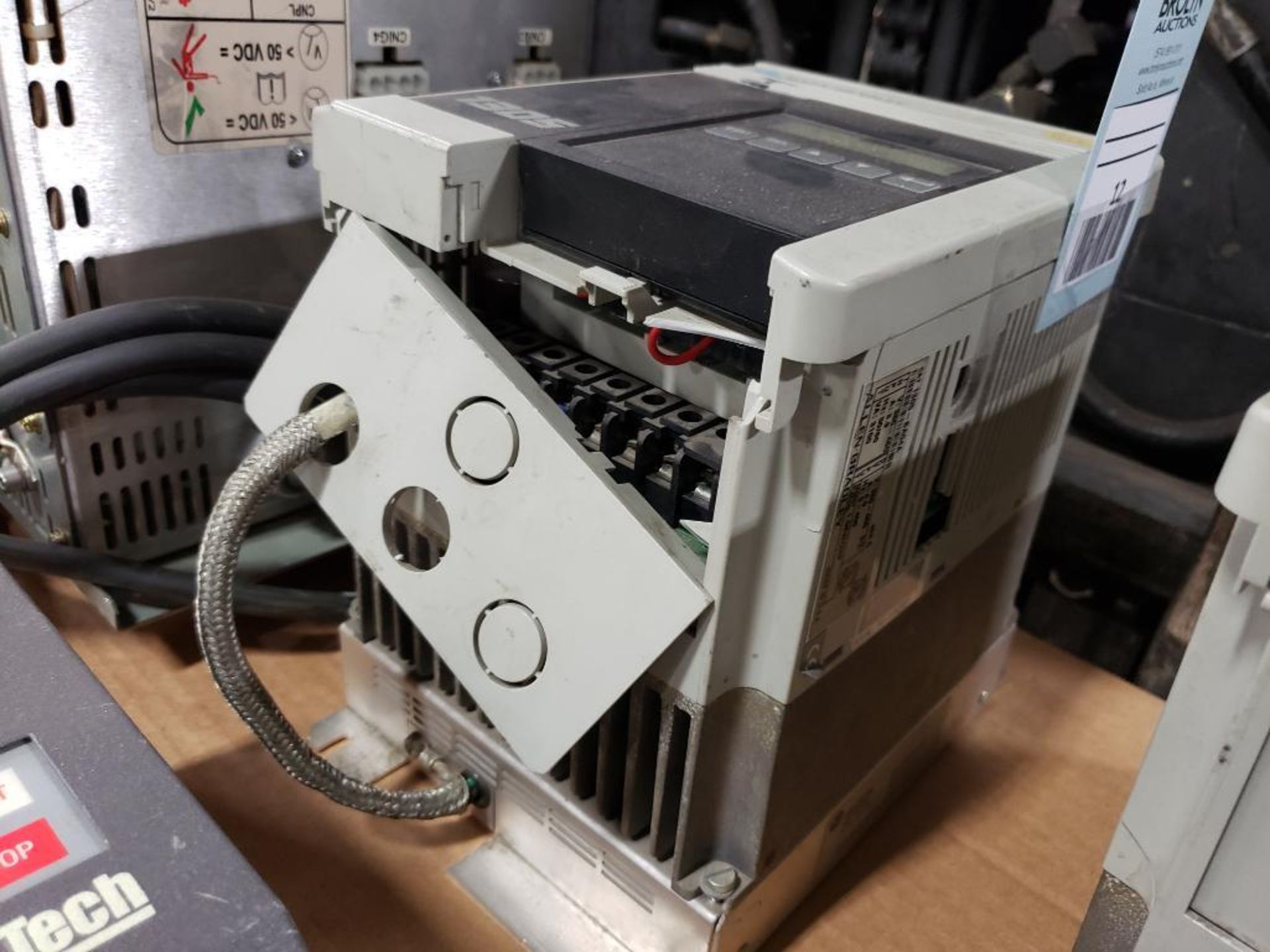 Allen Bradley 1305-BA04A AC Drive. - Image 3 of 5