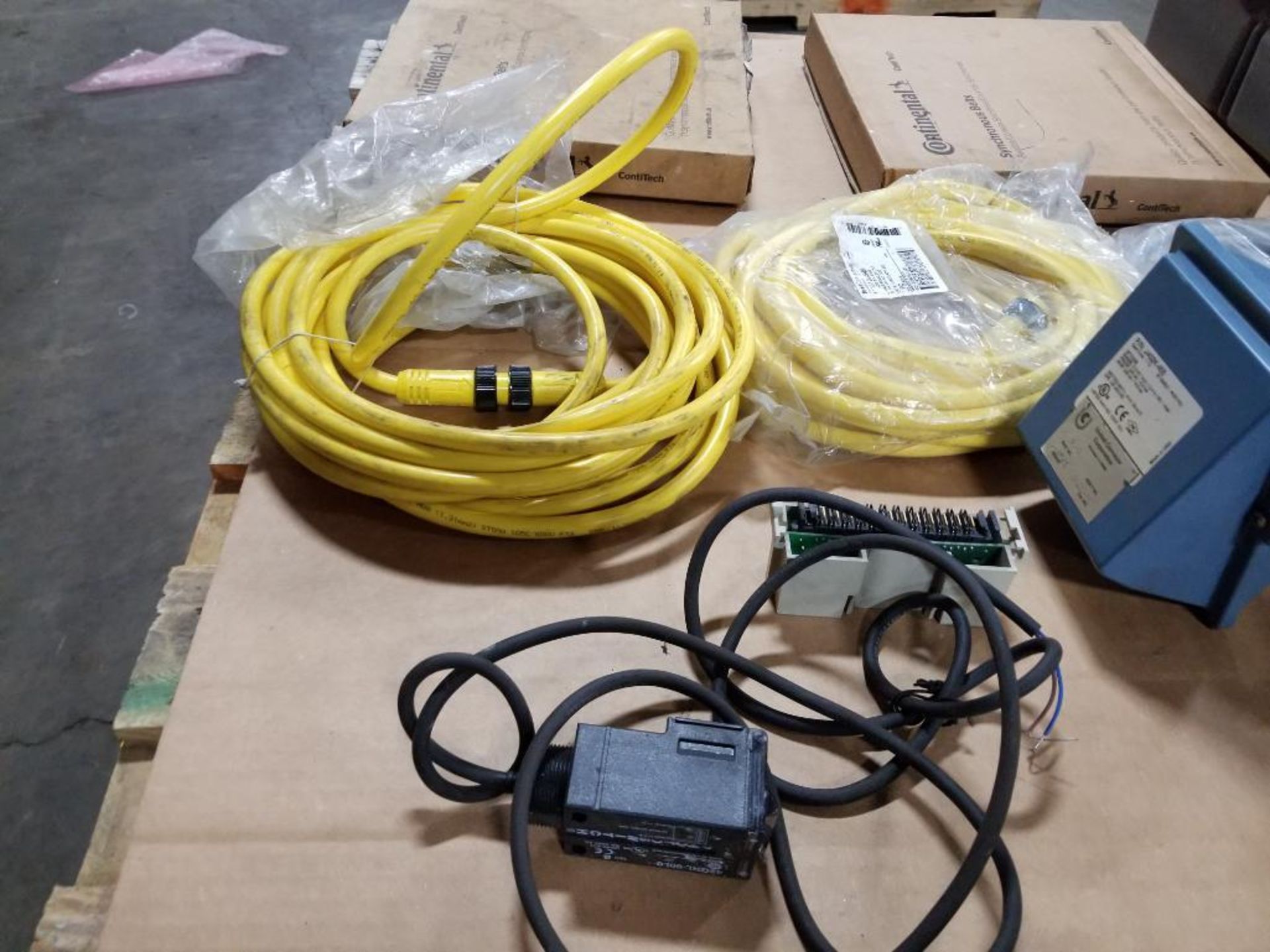 Pallet of assorted electrical and hardware. Continentals, Hardy Instruments, Brad Connectivity. - Image 15 of 18