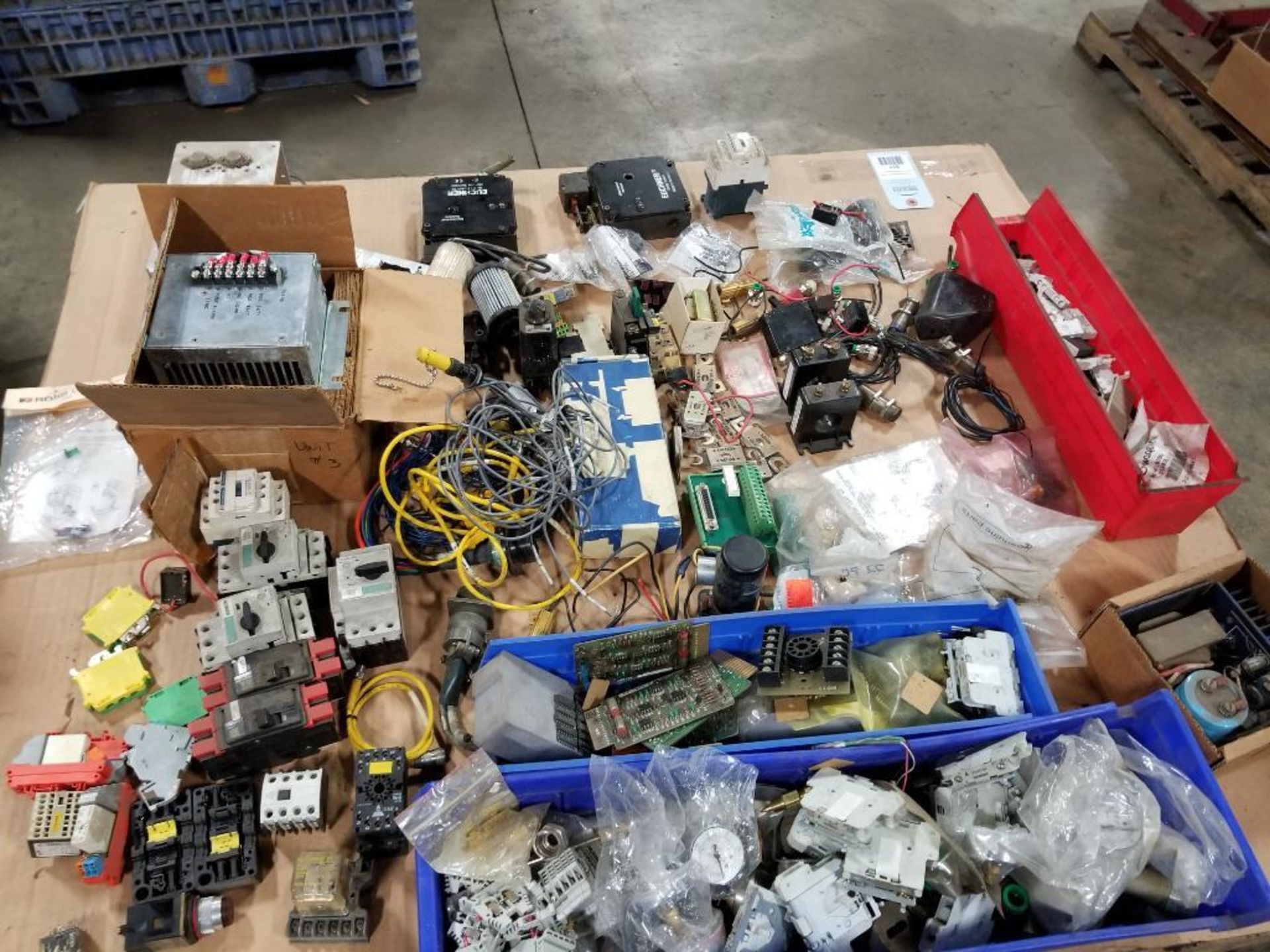 Pallet of assorted electrical. Switches, sensors, connectors. - Image 12 of 12
