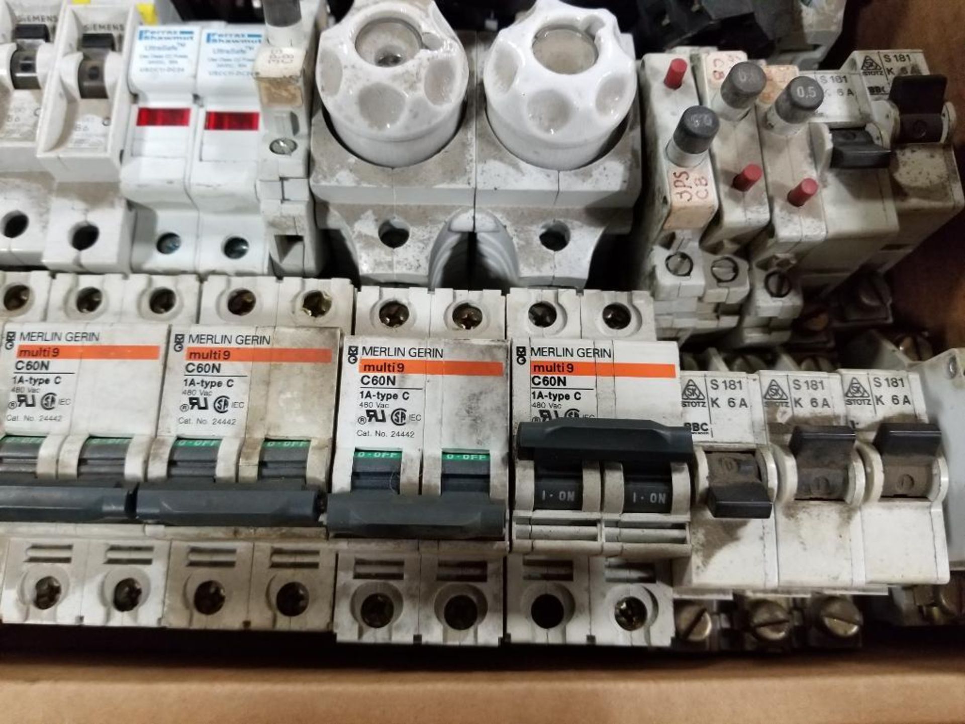 Assorted electrical relay, breaker, fuseholder. - Image 3 of 10