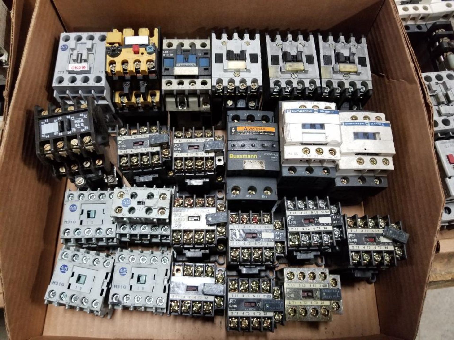 Assorted electrical contactor, relays. Allen Bradley, Bussmann, Fuji. - Image 4 of 5