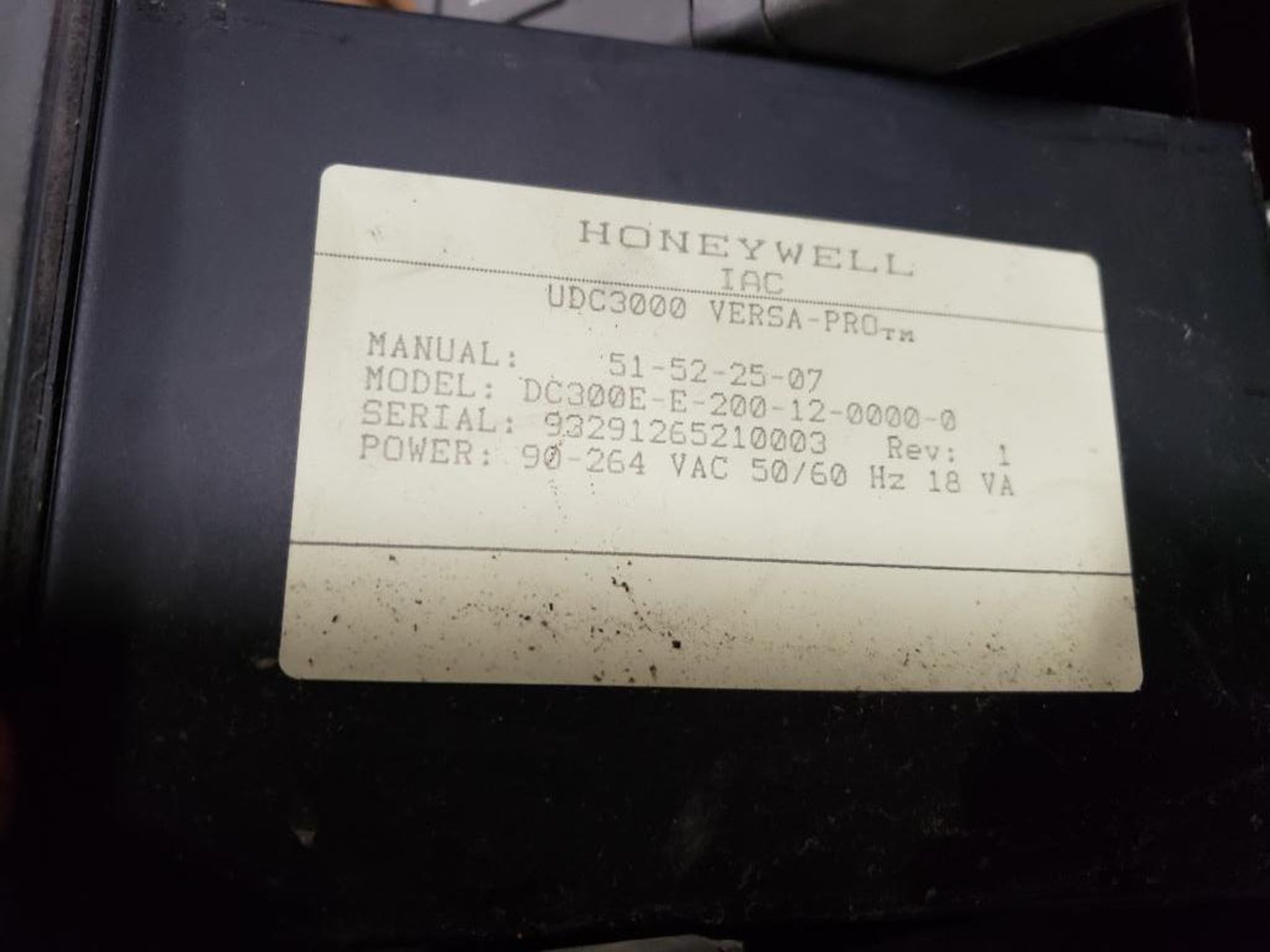 Qty 3 - Assorted Honeywell UDC3000 universal control units - Image 5 of 6