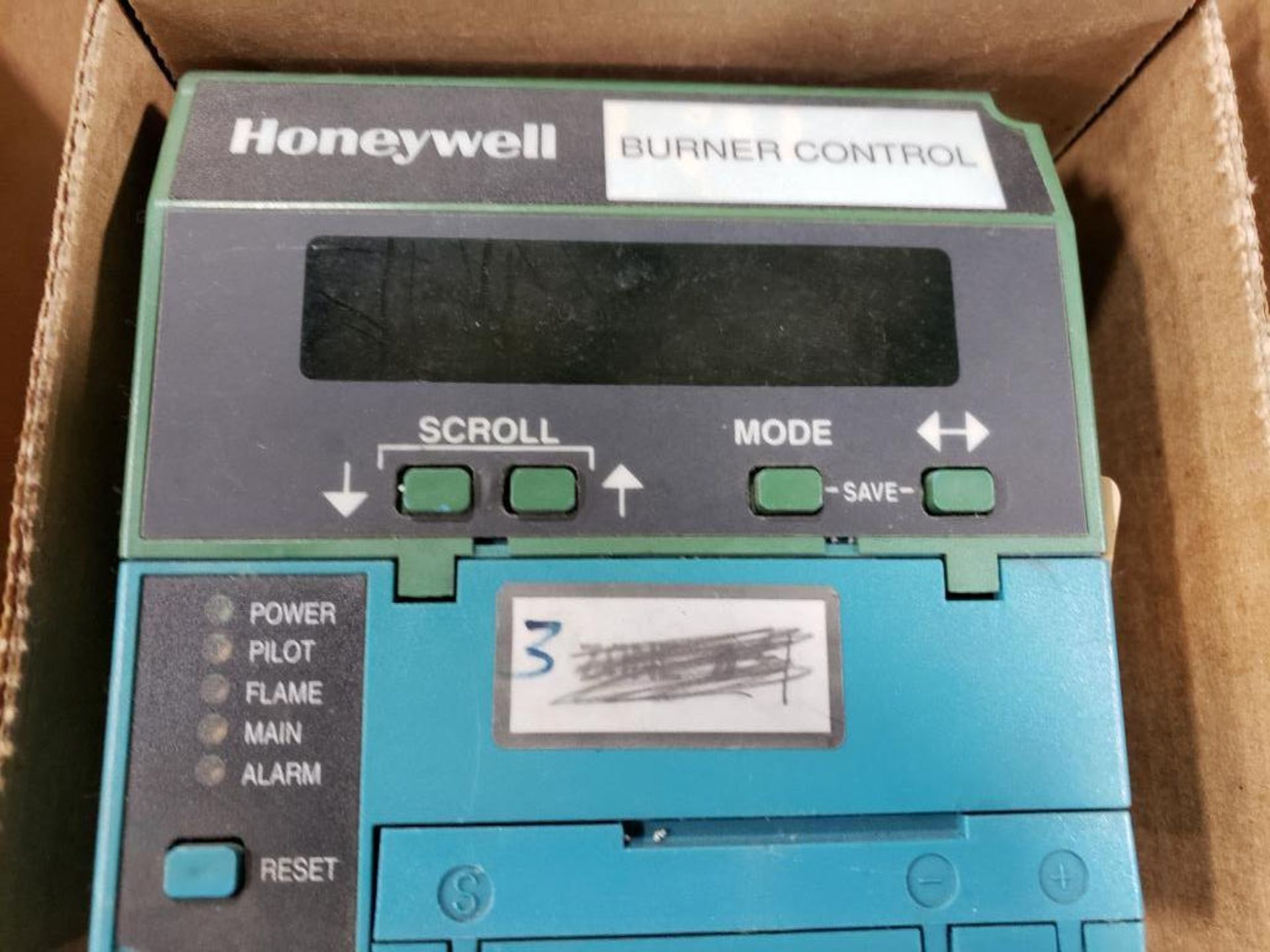 Qty 2 - Honeywell RM7890 burner control unit. - Image 2 of 7